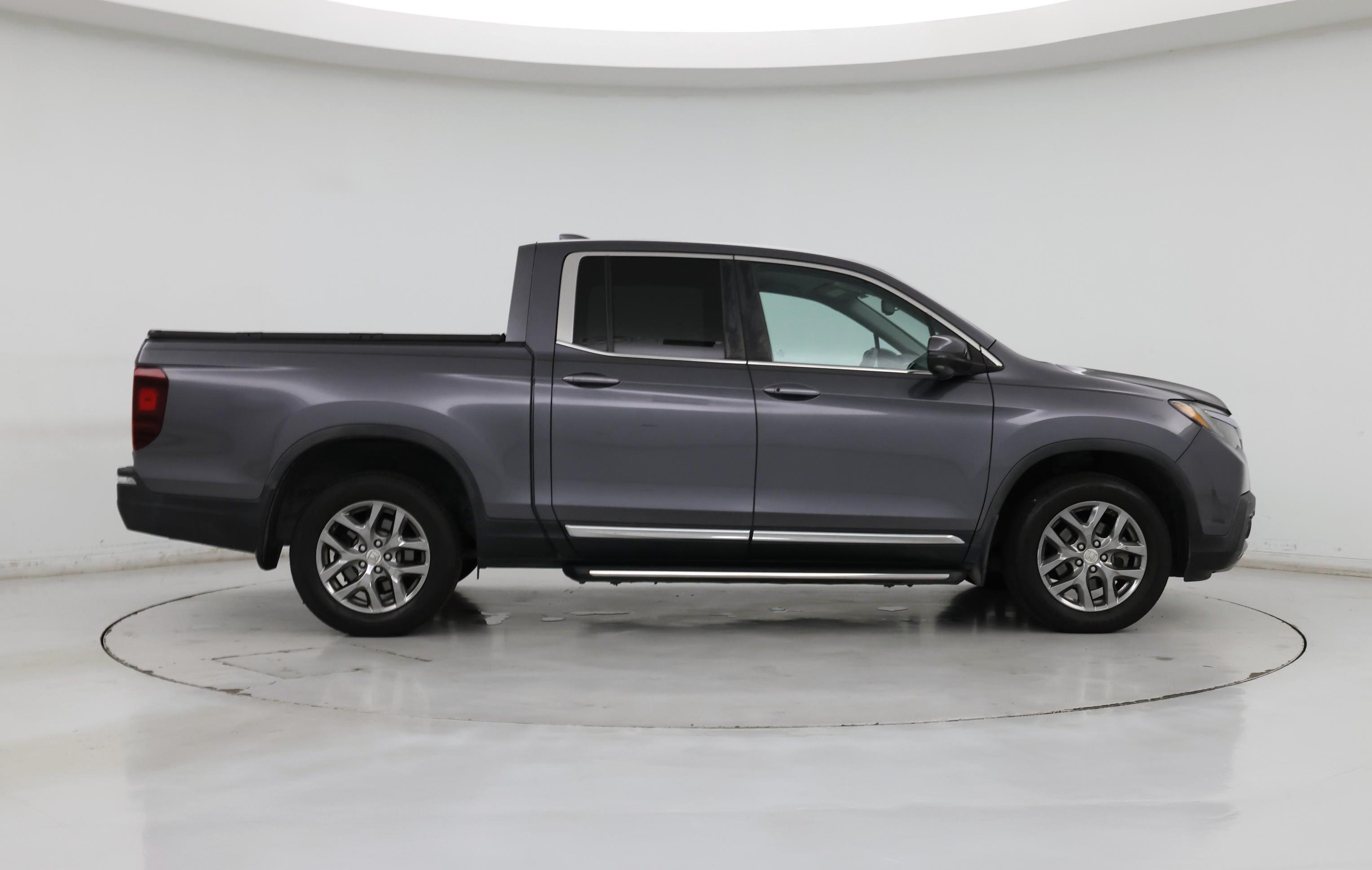 Thumbnail: 2017 Honda Ridgeline - 7