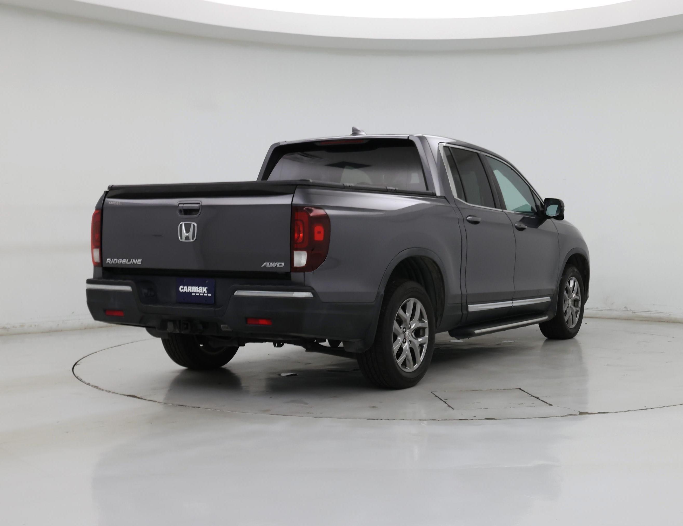 Thumbnail: 2017 Honda Ridgeline - 8
