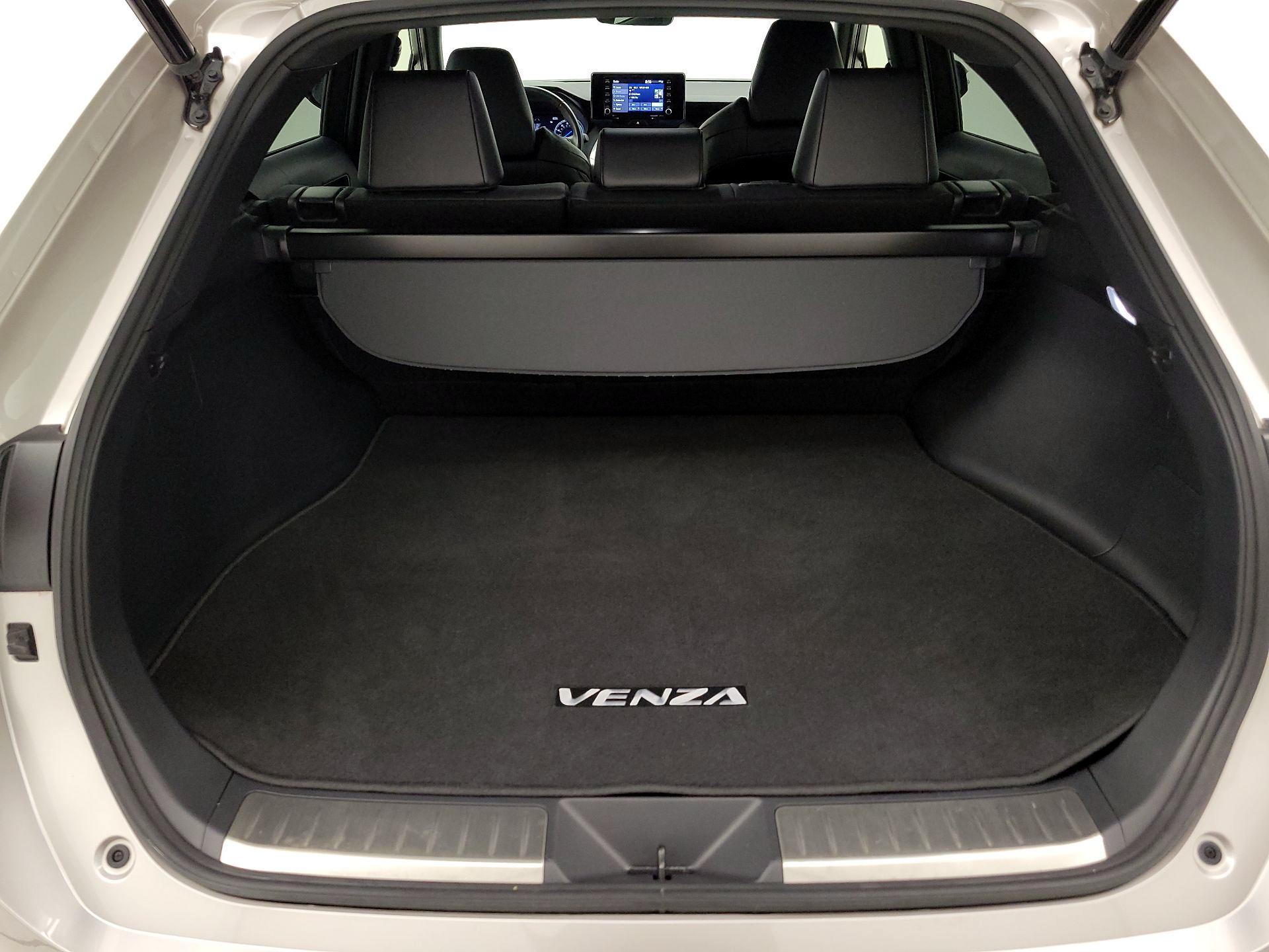 Thumbnail: 2022 Toyota Venza - 20