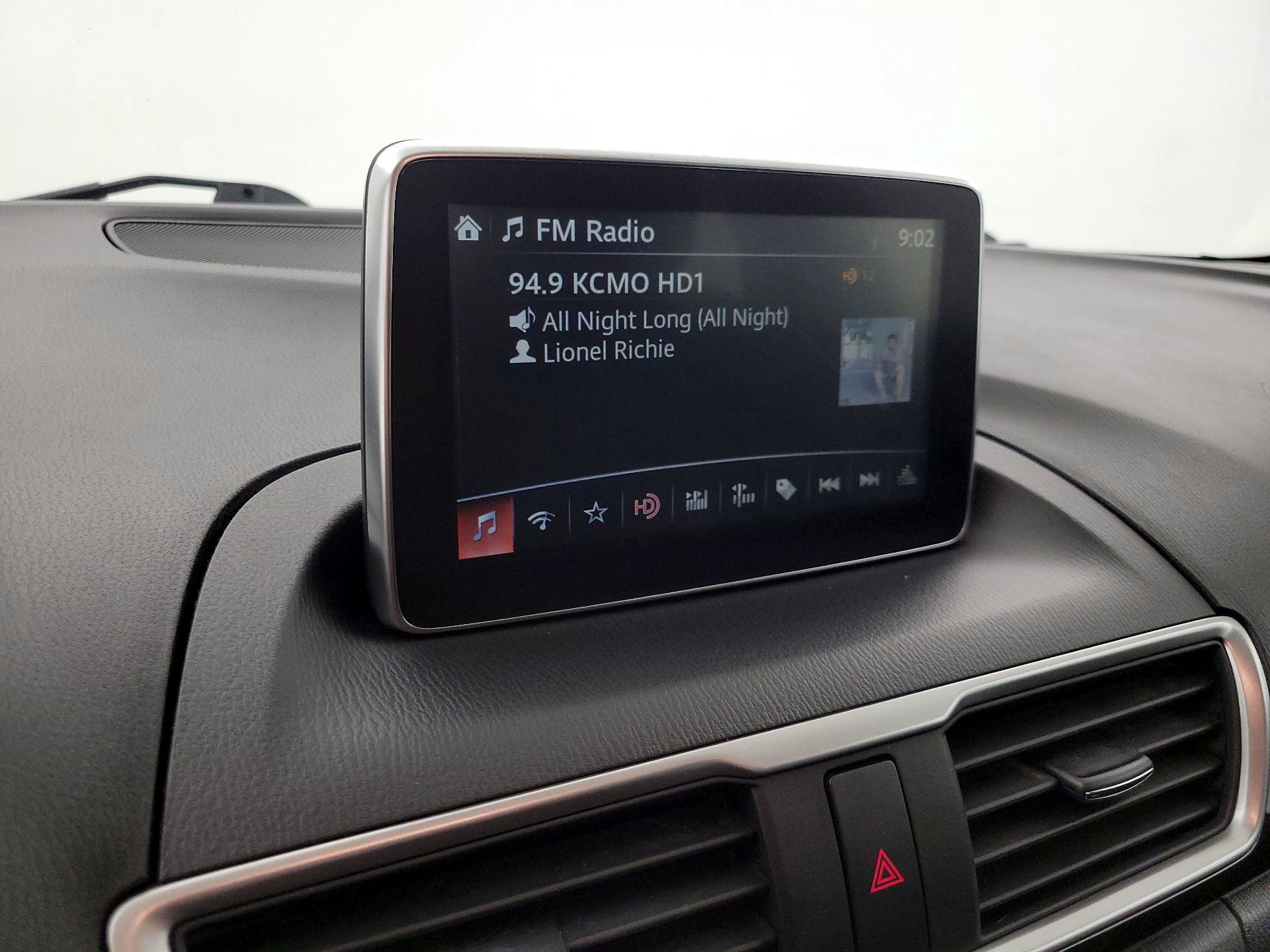 Thumbnail: 2016 Mazda Mazda3 - 15