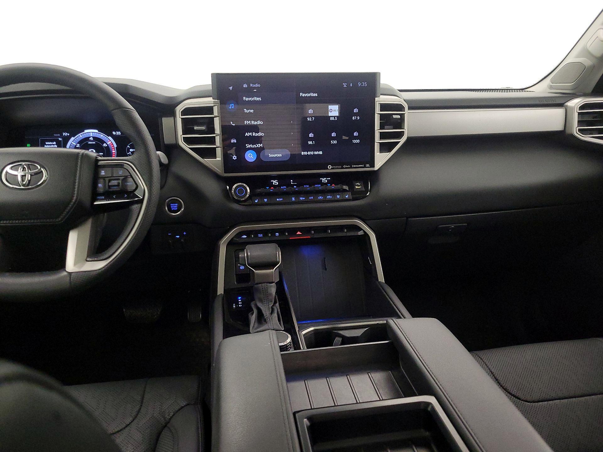 Thumbnail: 2024 Toyota Tundra - 9