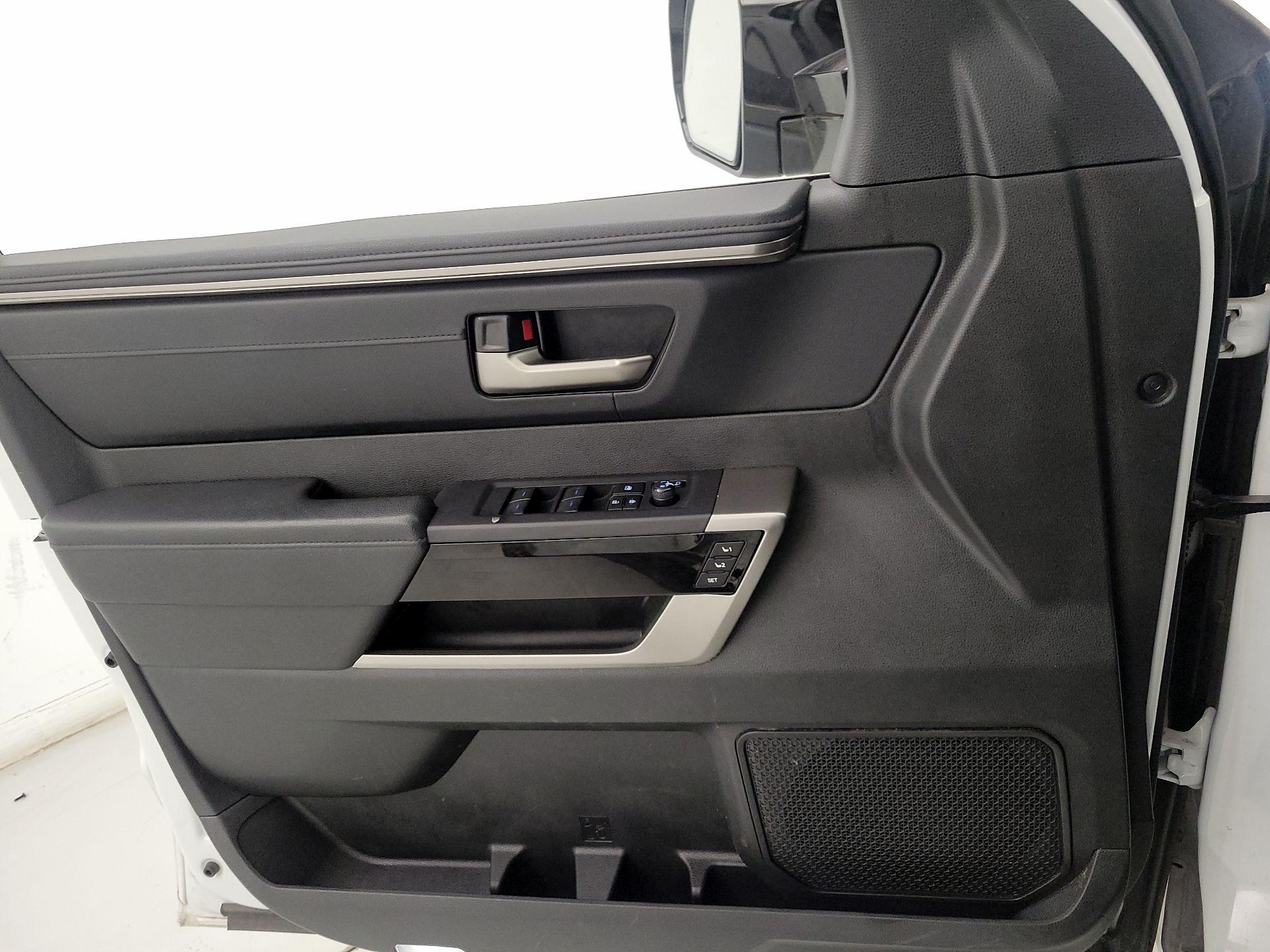 Thumbnail: 2024 Toyota Tundra - 12