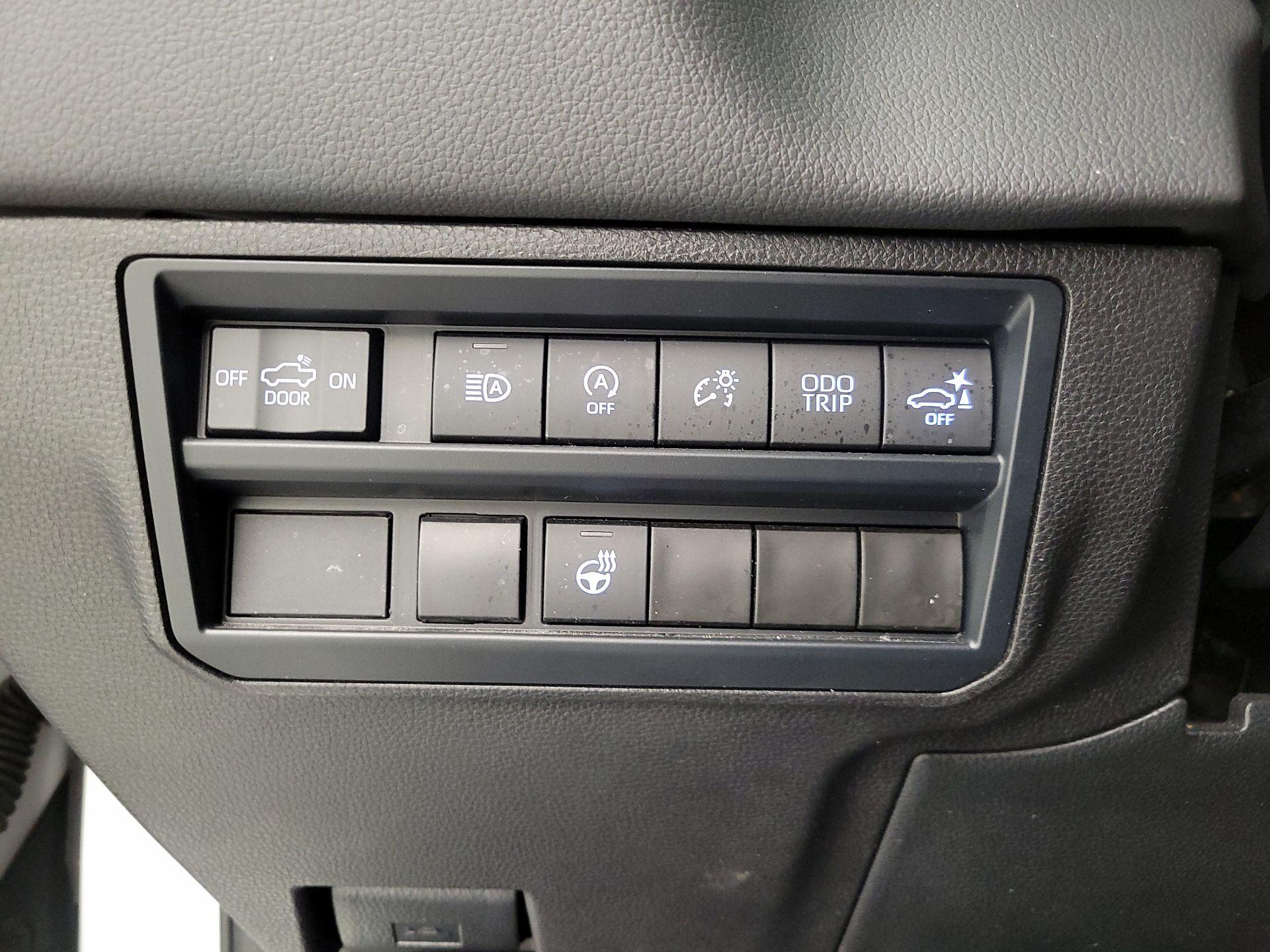 Thumbnail: 2024 Toyota Tundra - 13