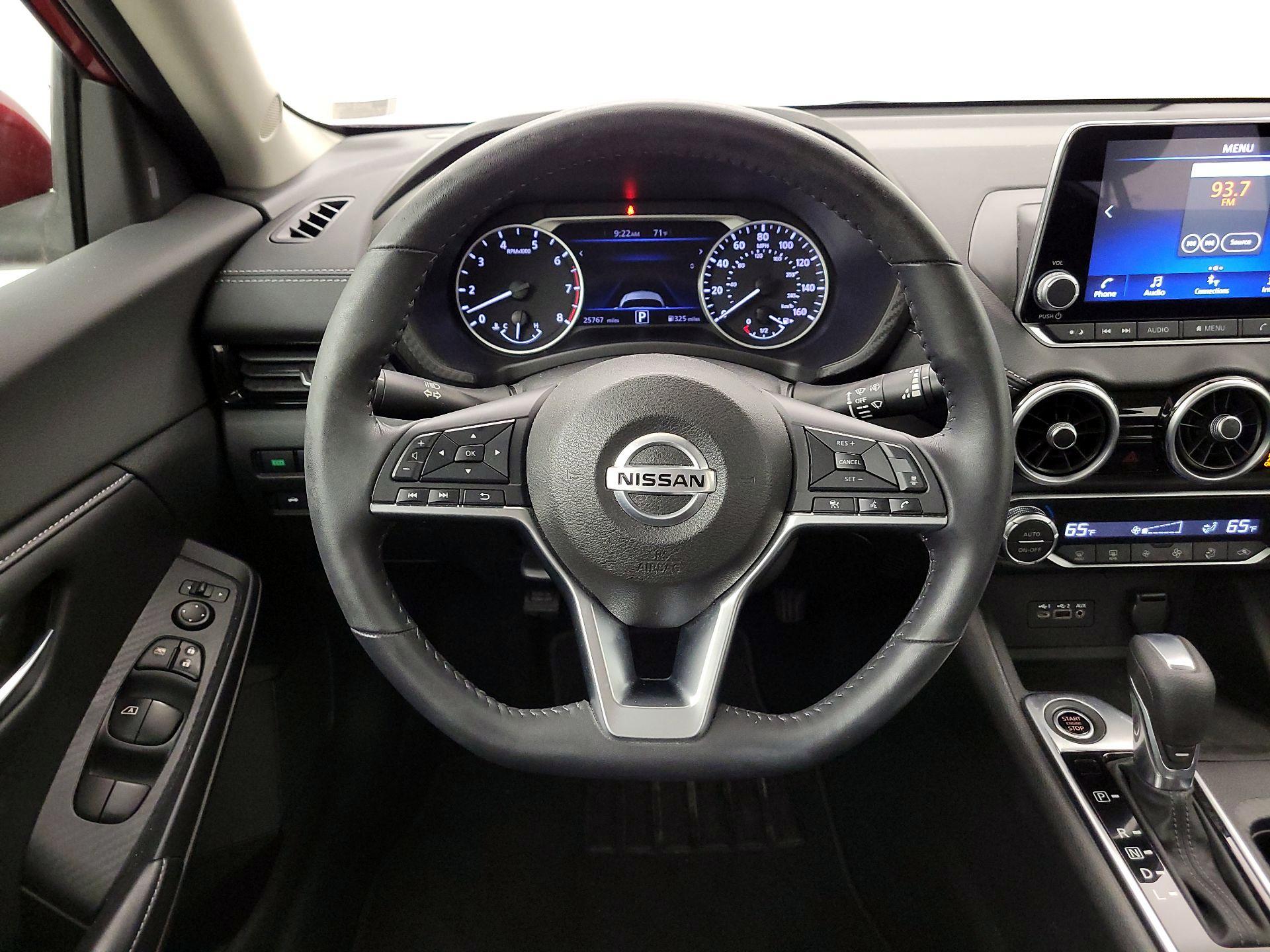 Thumbnail: 2021 Nissan Sentra - 10