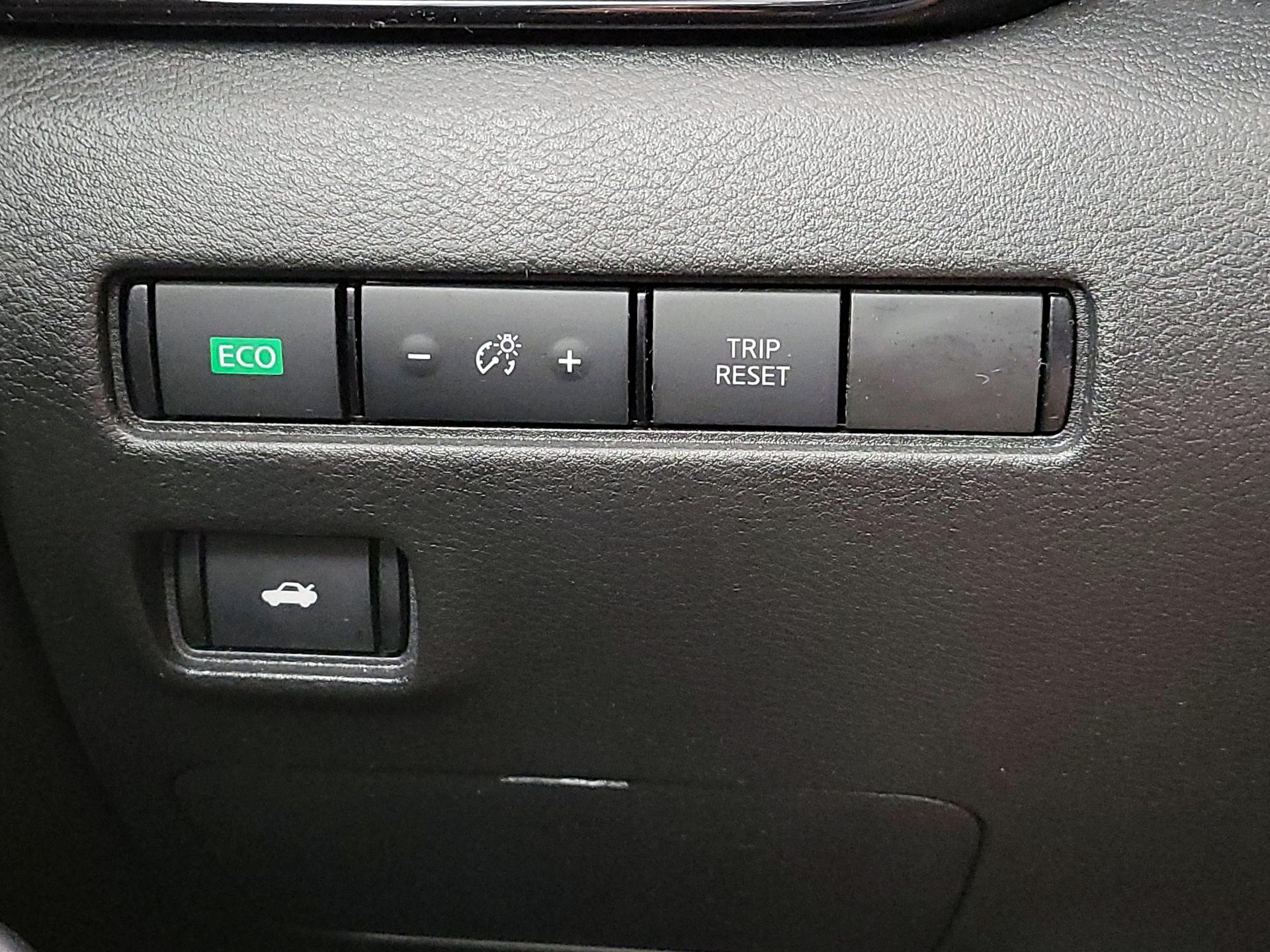 Thumbnail: 2021 Nissan Sentra - 13