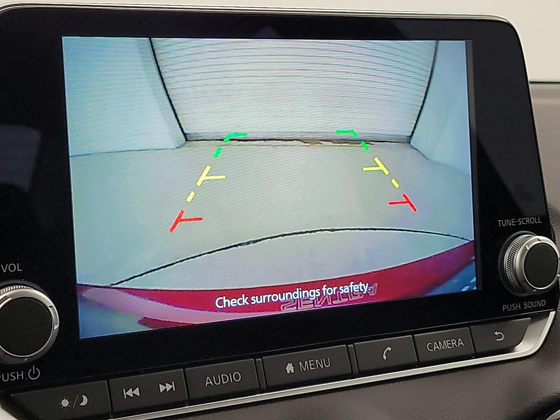 Thumbnail: 2021 Nissan Sentra - 14