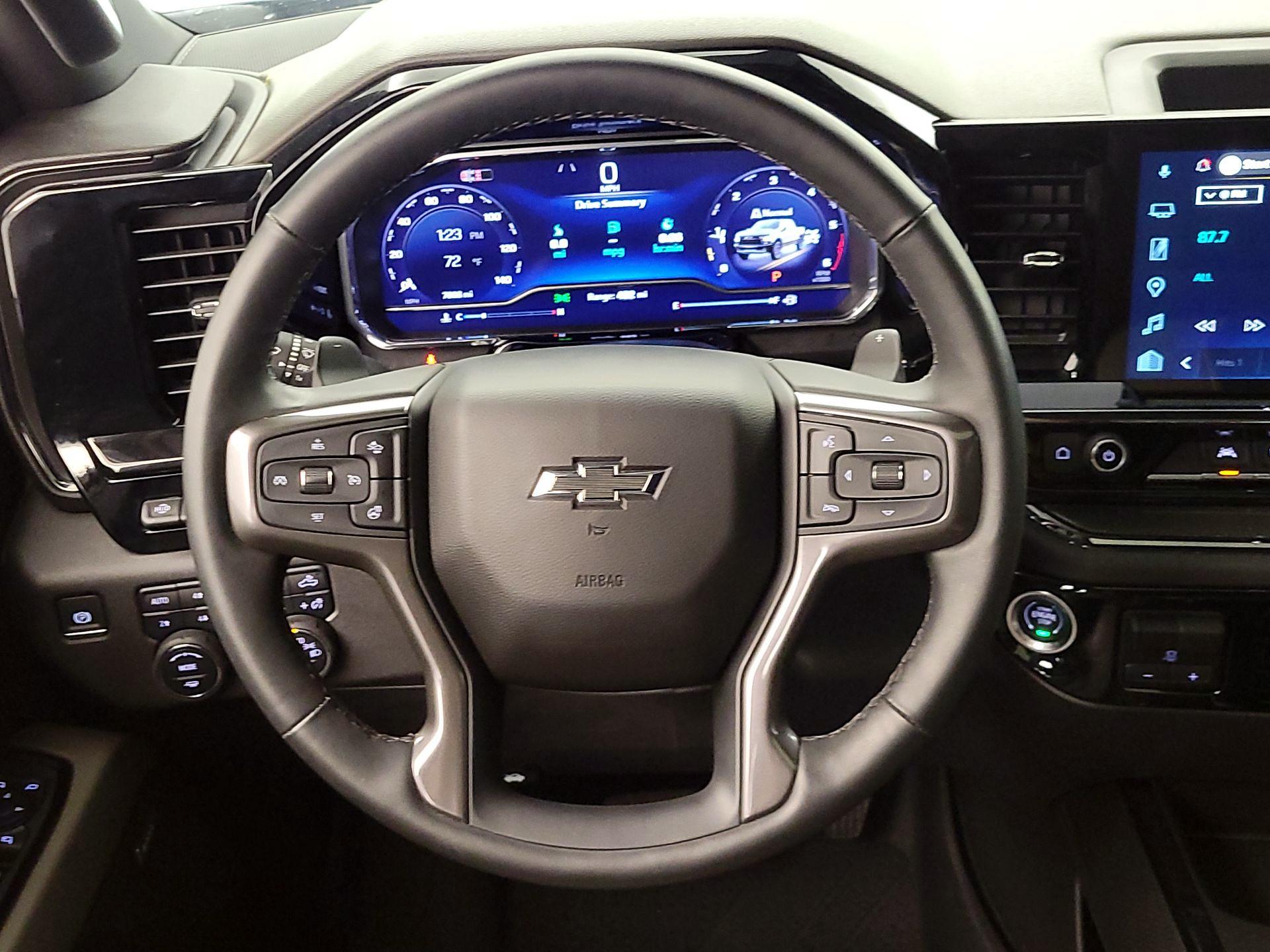 Thumbnail: 2025 Chevrolet Silverado 1500 - 10