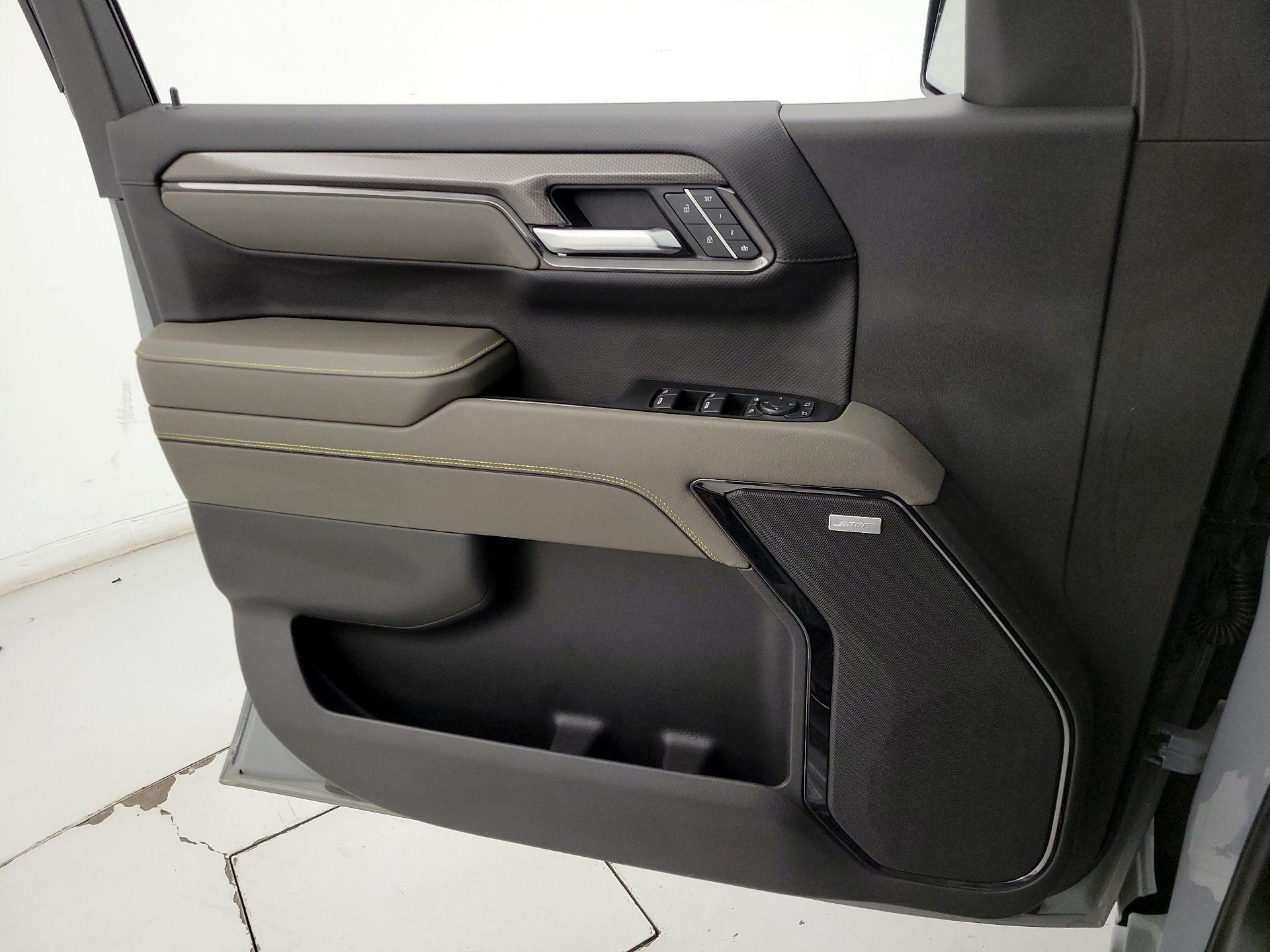 Thumbnail: 2025 Chevrolet Silverado 1500 - 12