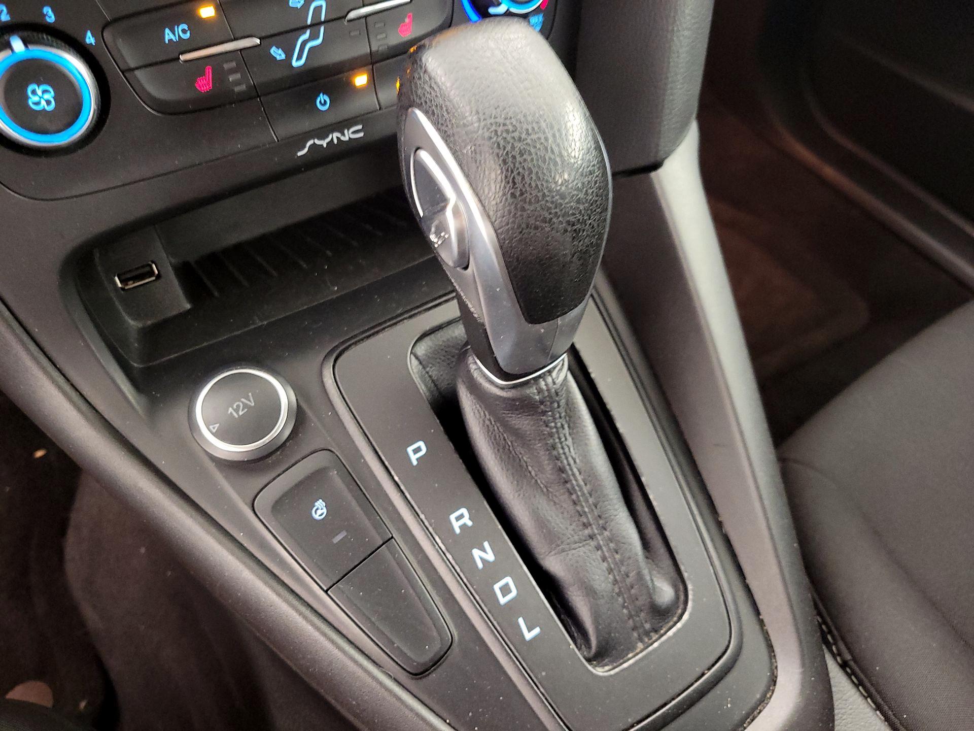 Thumbnail: 2018 Ford Focus - 17