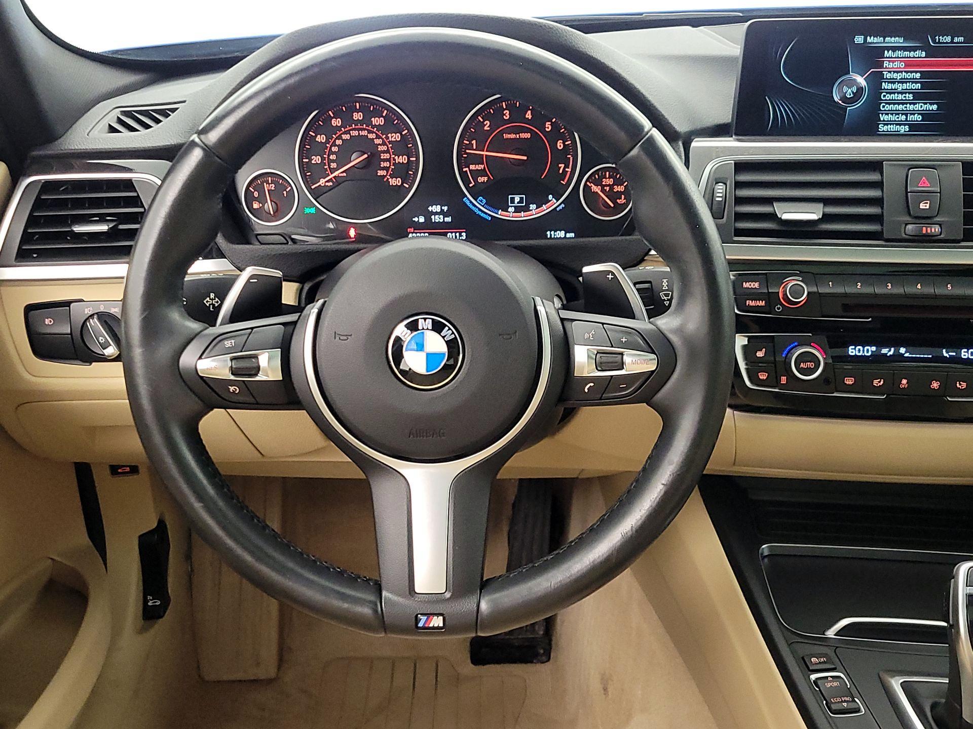 Thumbnail: 2016 BMW 3 Series - 10