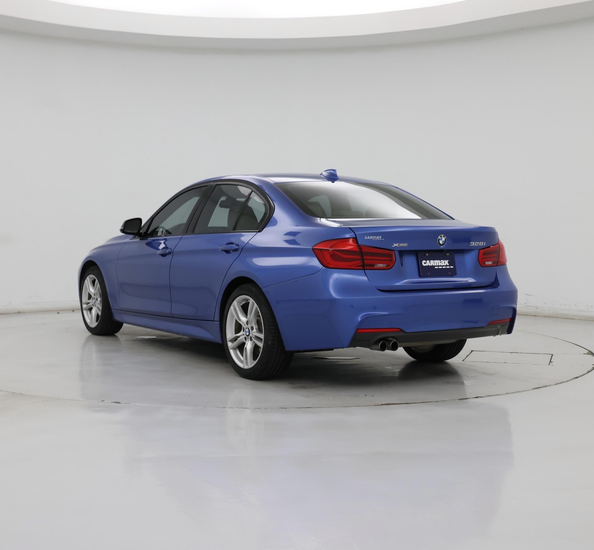 Thumbnail: 2016 BMW 3 Series - 2