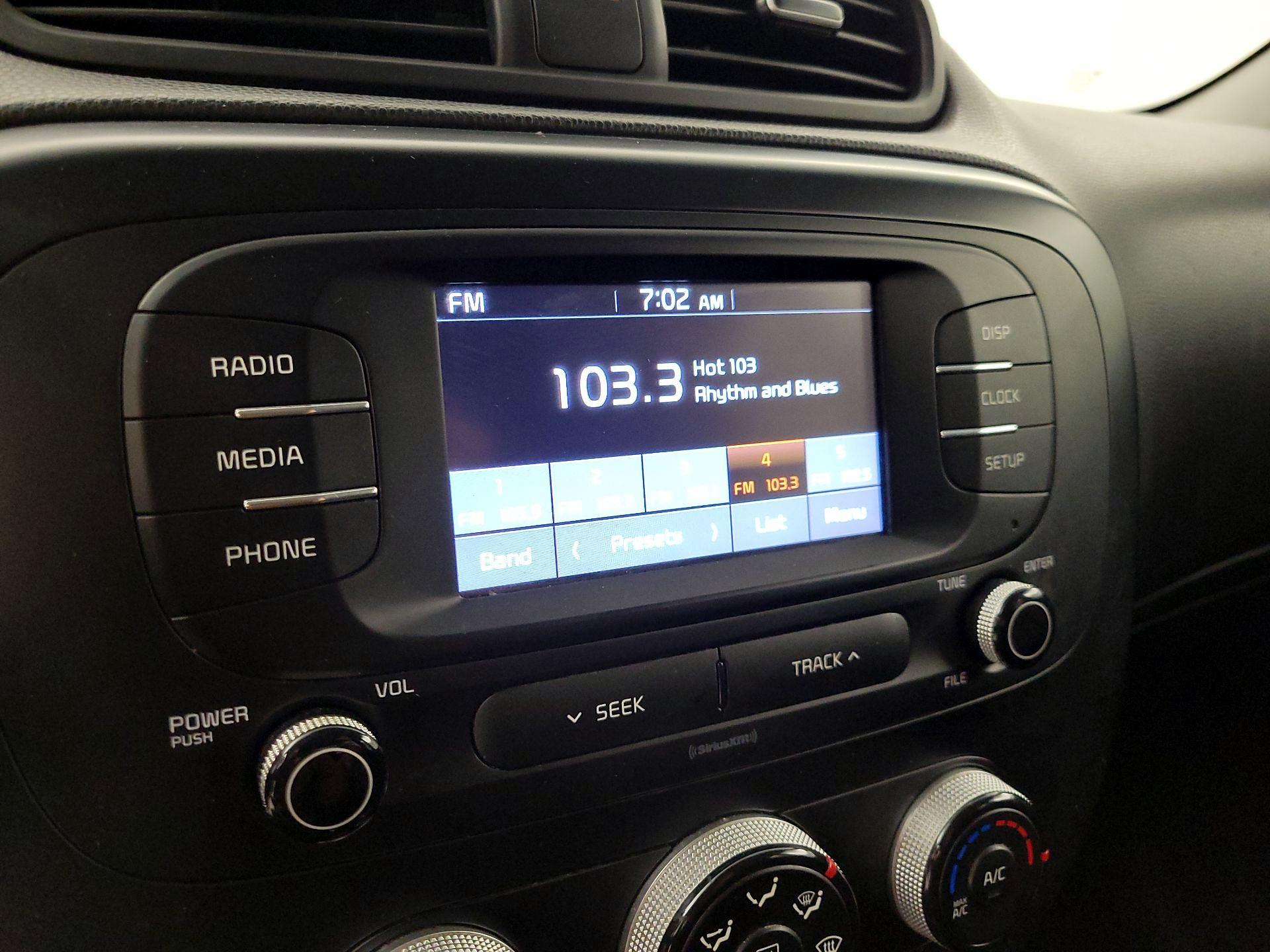 Thumbnail: 2019 Kia Soul - 14