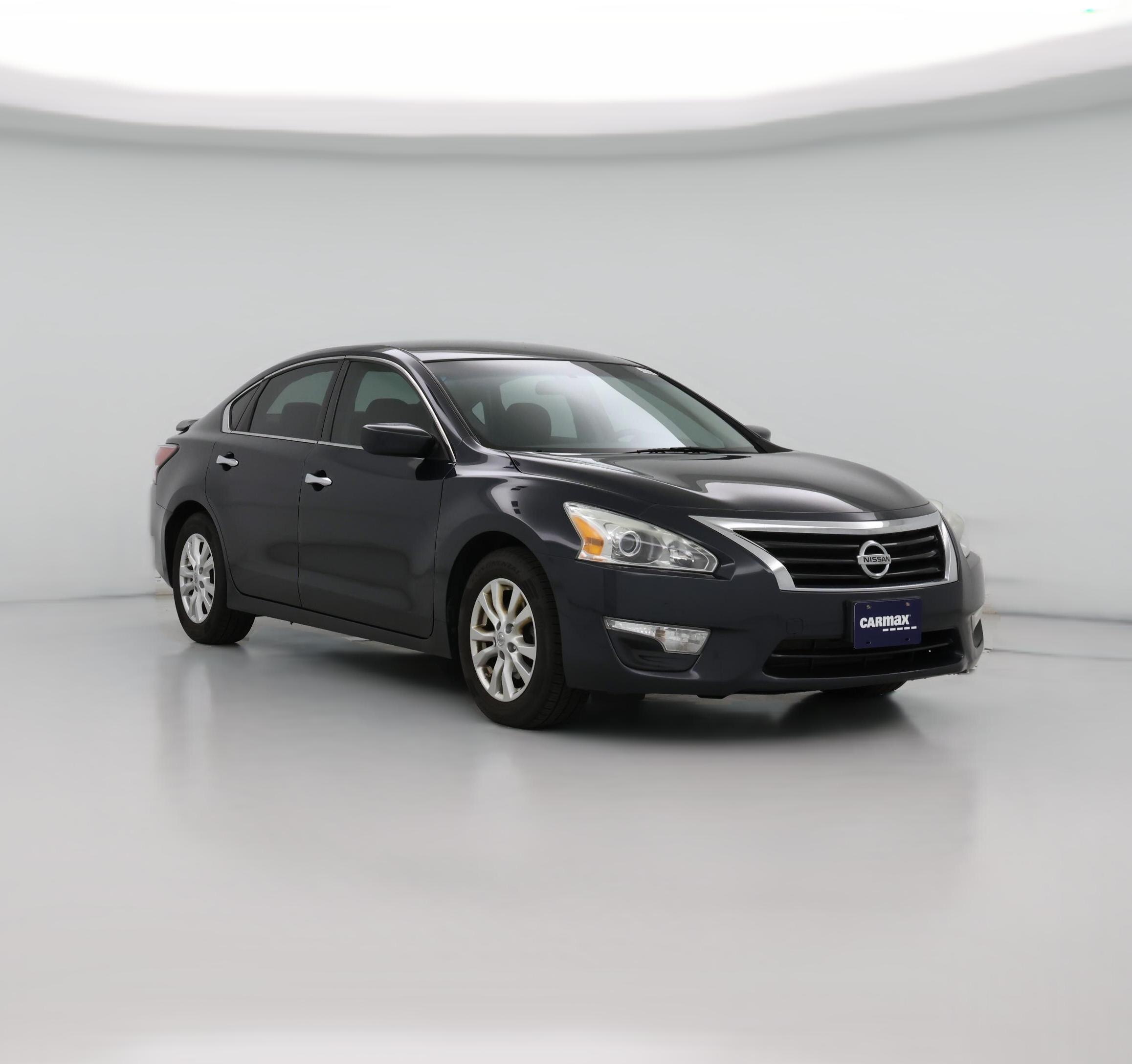 Thumbnail: 2015 Nissan Altima - 1