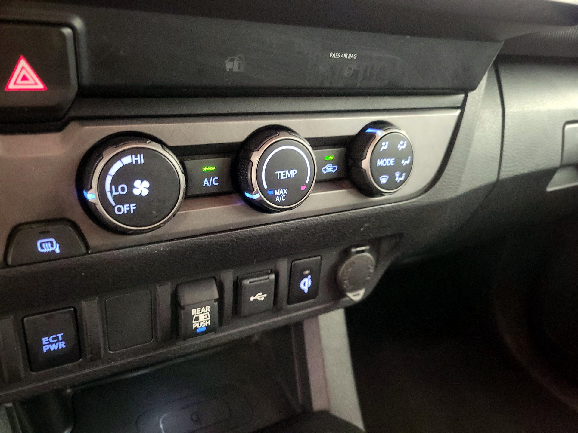 Thumbnail: 2020 Toyota Tacoma - 16