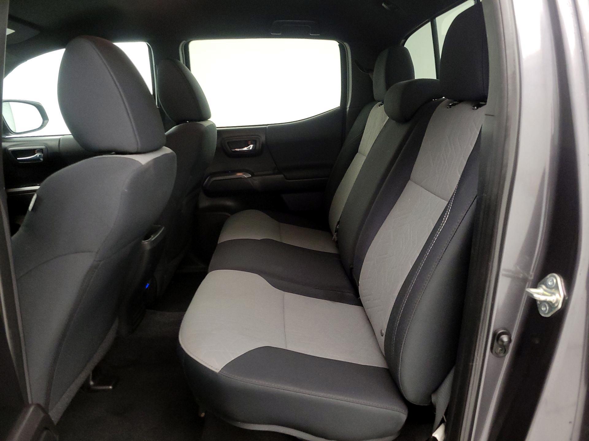 Thumbnail: 2020 Toyota Tacoma - 19