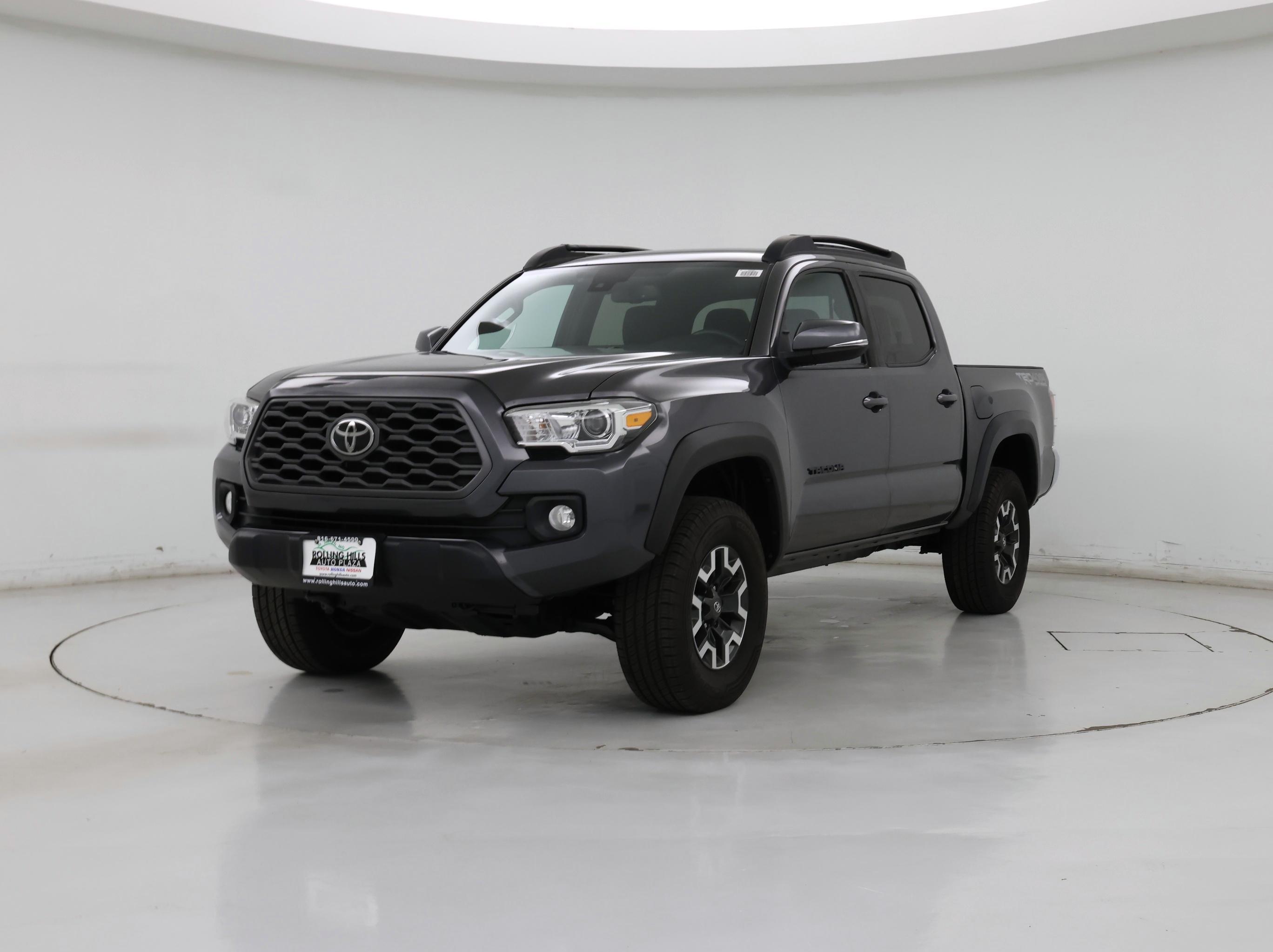 Thumbnail: 2020 Toyota Tacoma - 4