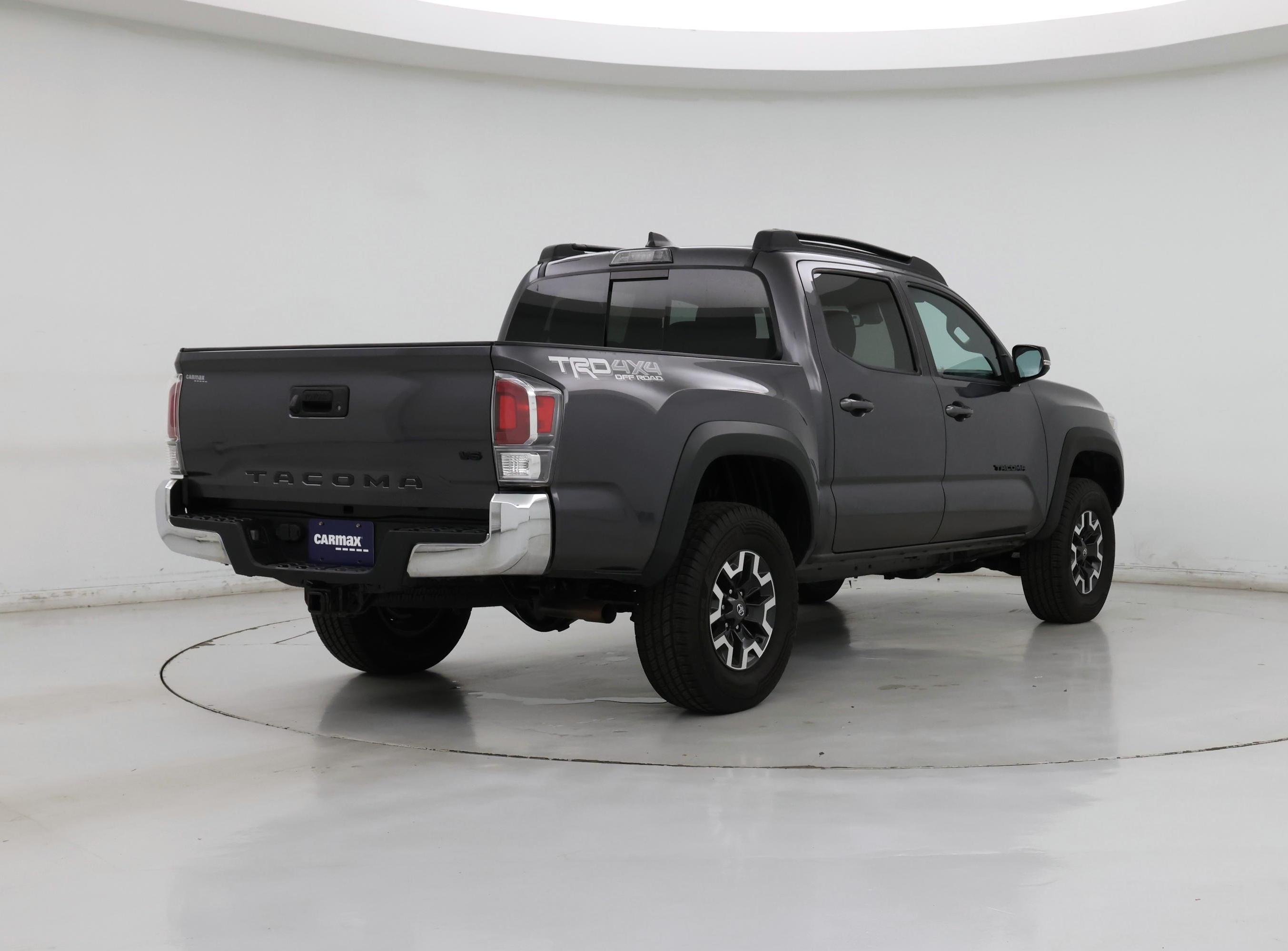 Thumbnail: 2020 Toyota Tacoma - 8