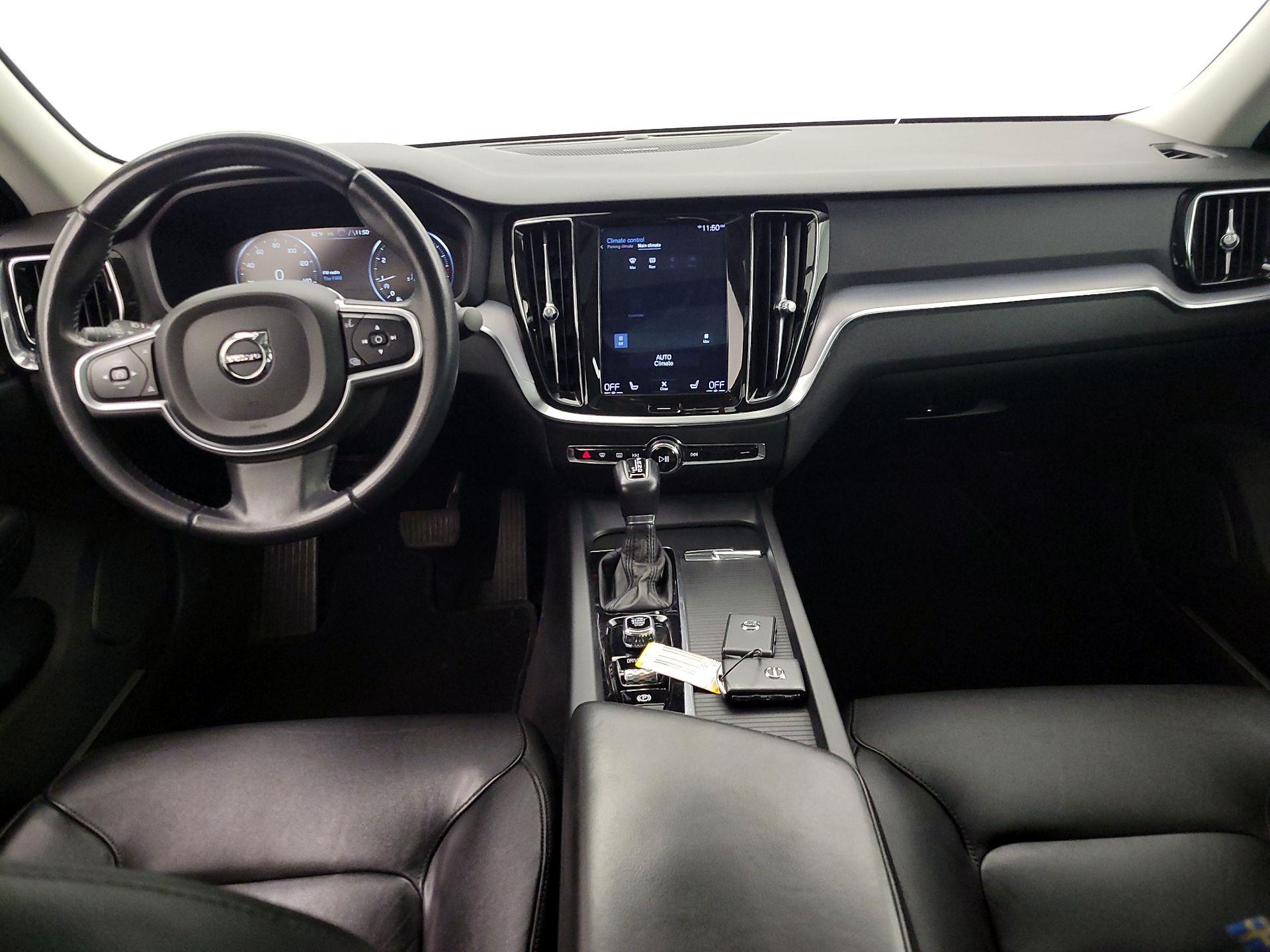 Thumbnail: 2019 Volvo S60 - 9