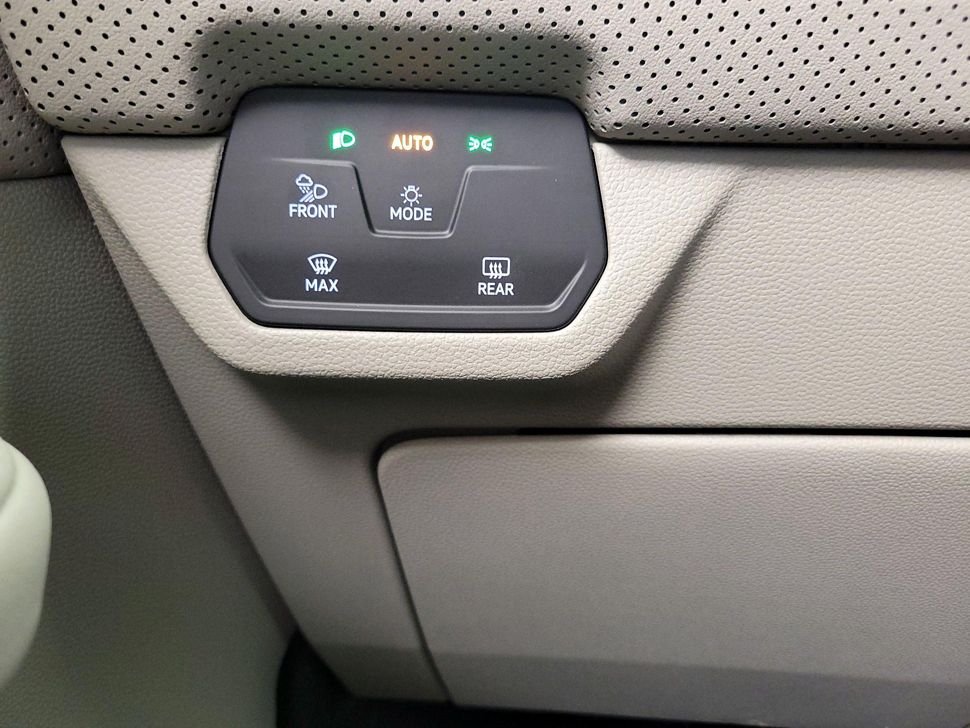 Thumbnail: 2025 Volkswagen Atlas - 13