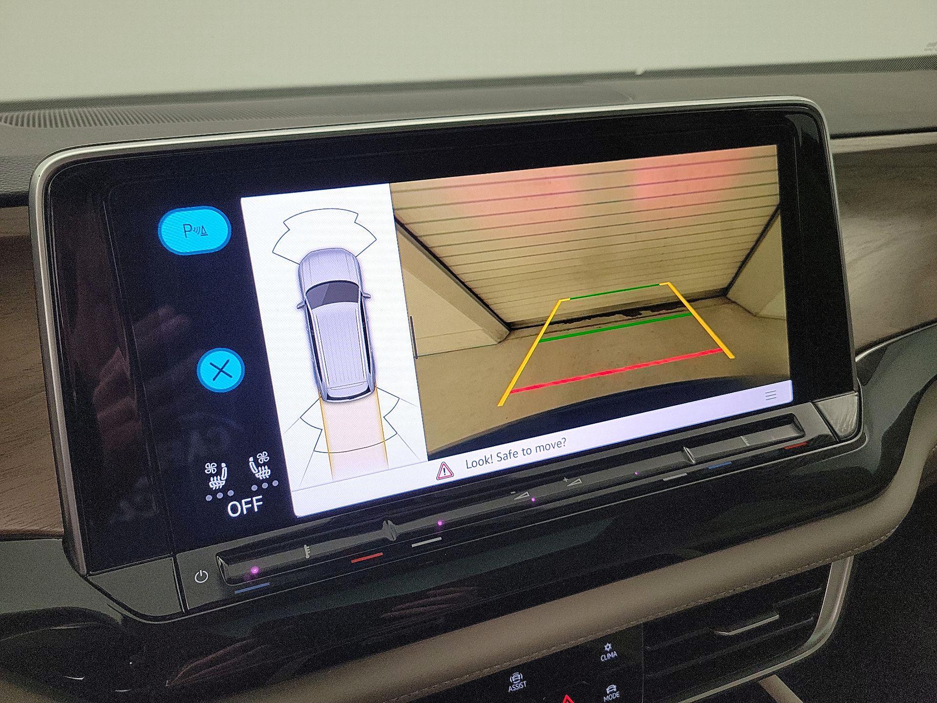 Thumbnail: 2025 Volkswagen Atlas - 14