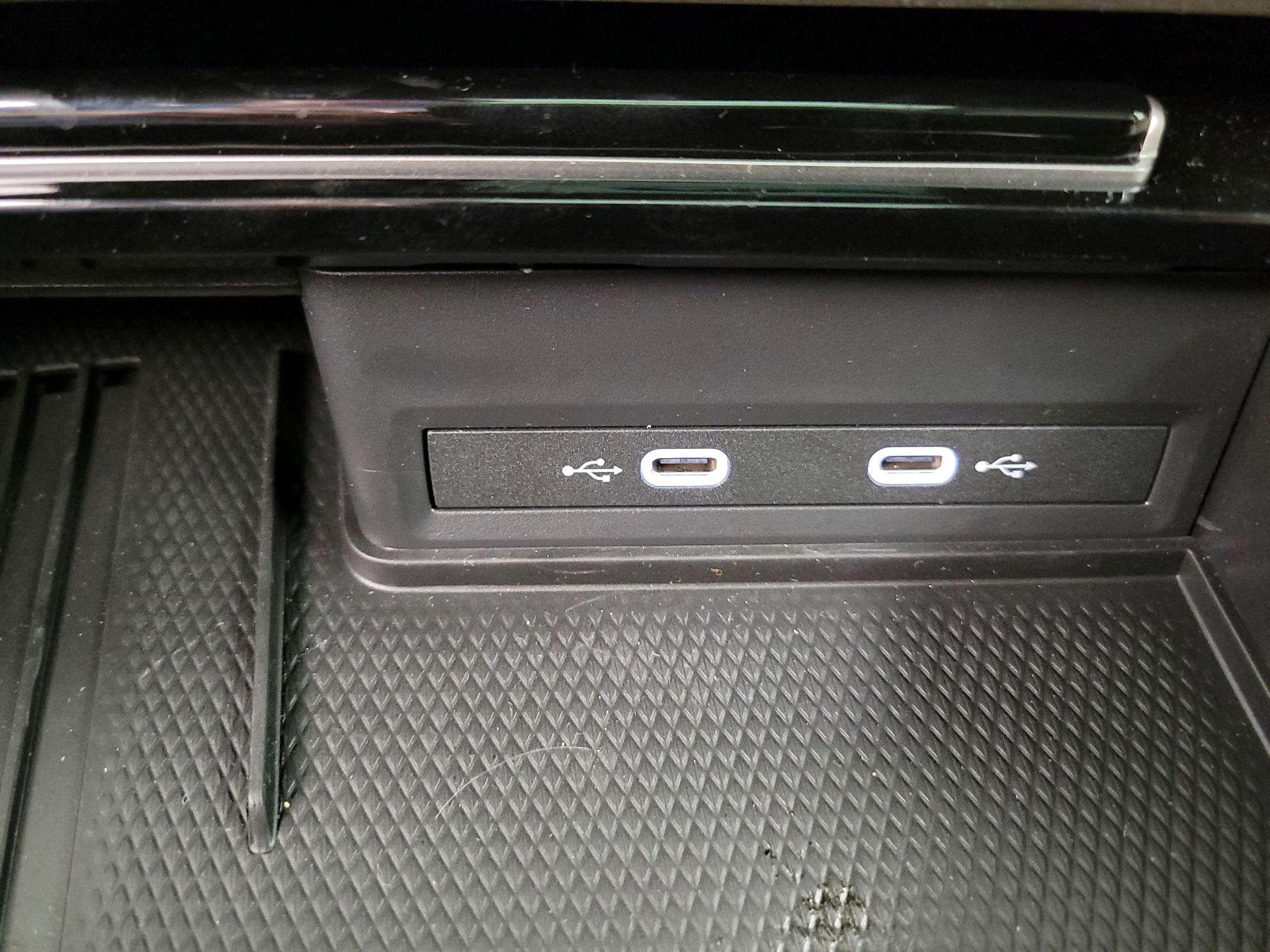 Thumbnail: 2025 Volkswagen Atlas - 18