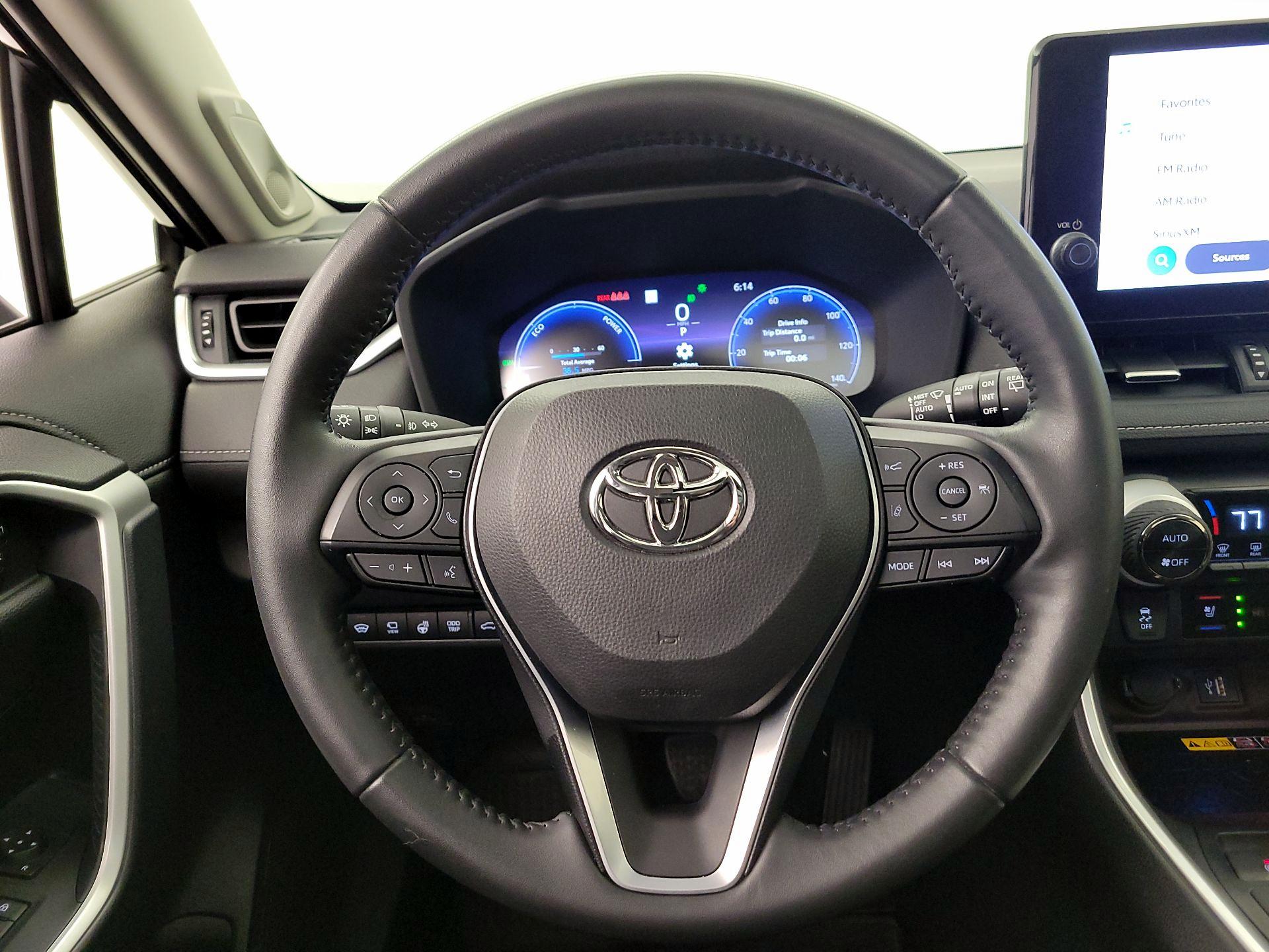 Thumbnail: 2023 Toyota RAV4 - 10