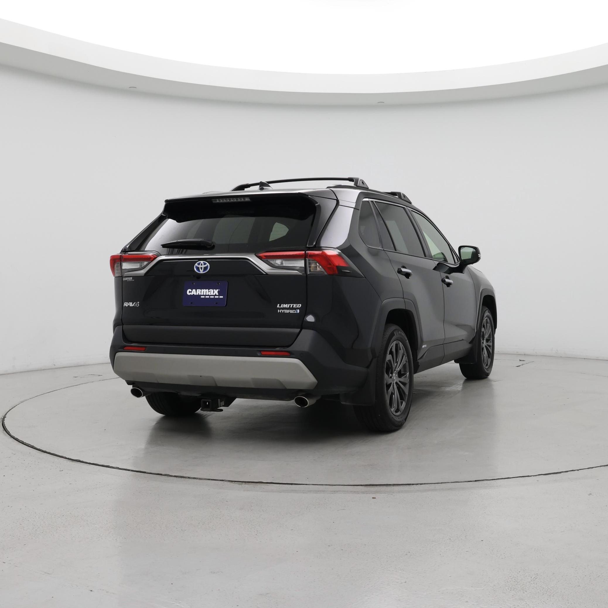 Thumbnail: 2023 Toyota RAV4 - 8
