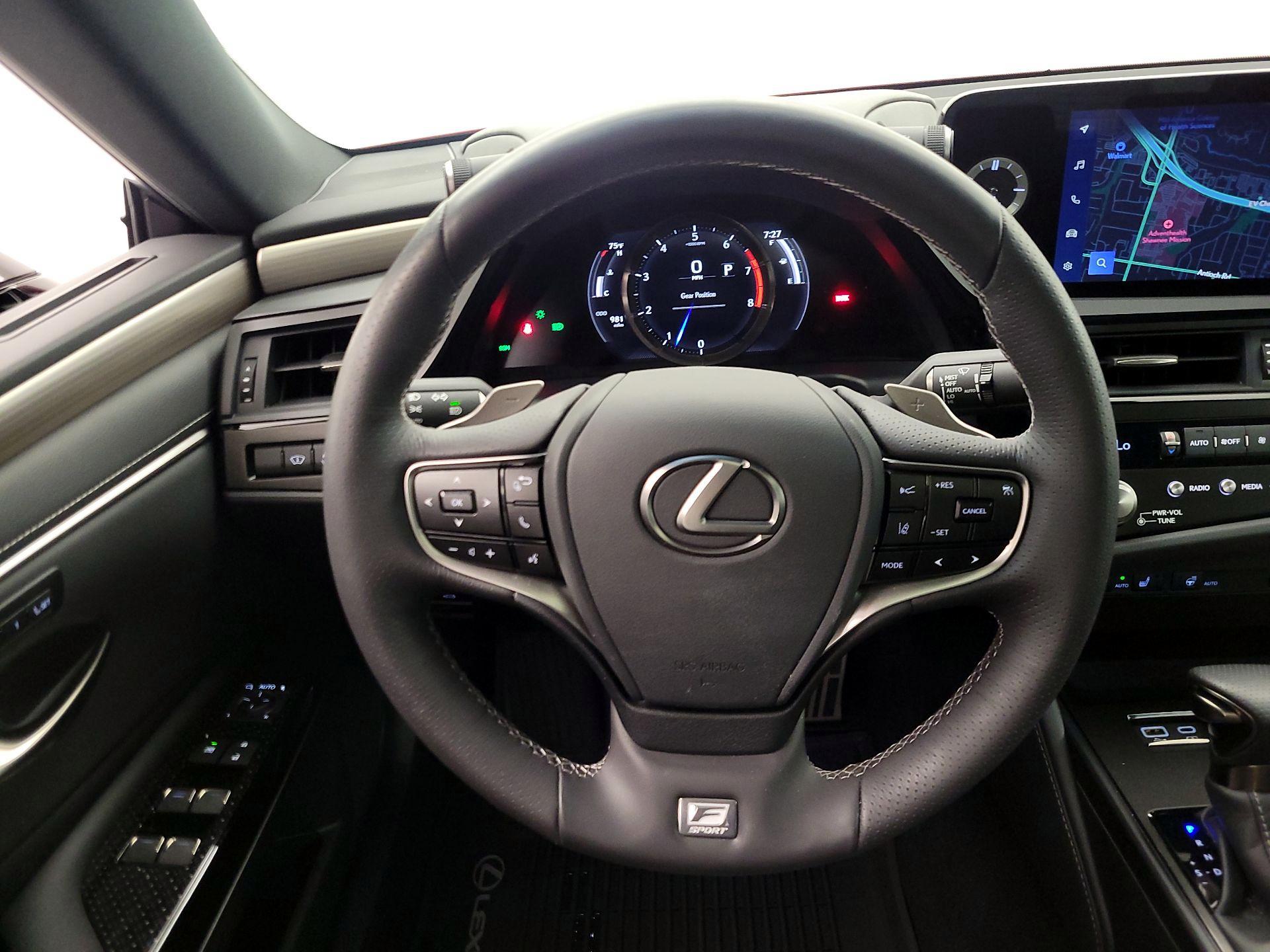Thumbnail: 2025 Lexus ES - 10