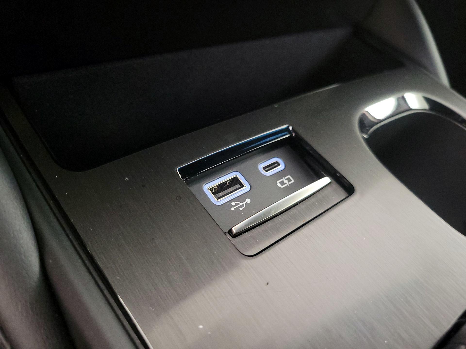 Thumbnail: 2025 Lexus ES - 19