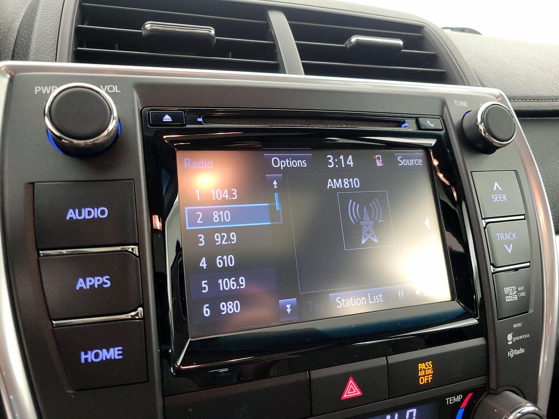 Thumbnail: 2015 Toyota Camry - 15
