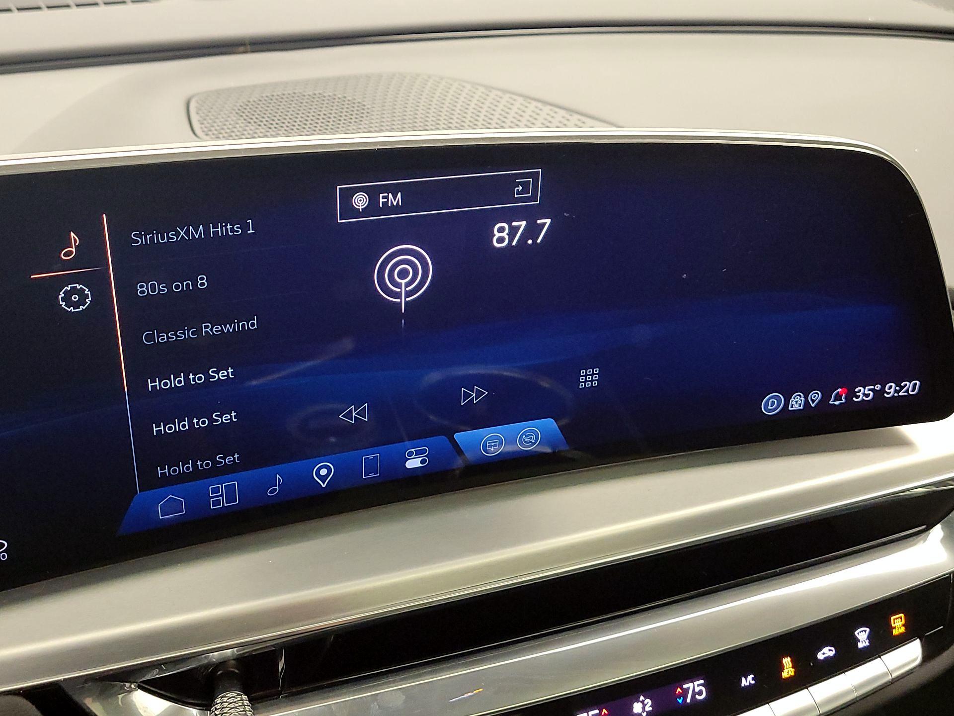 Thumbnail: 2024 Cadillac Lyriq - 15