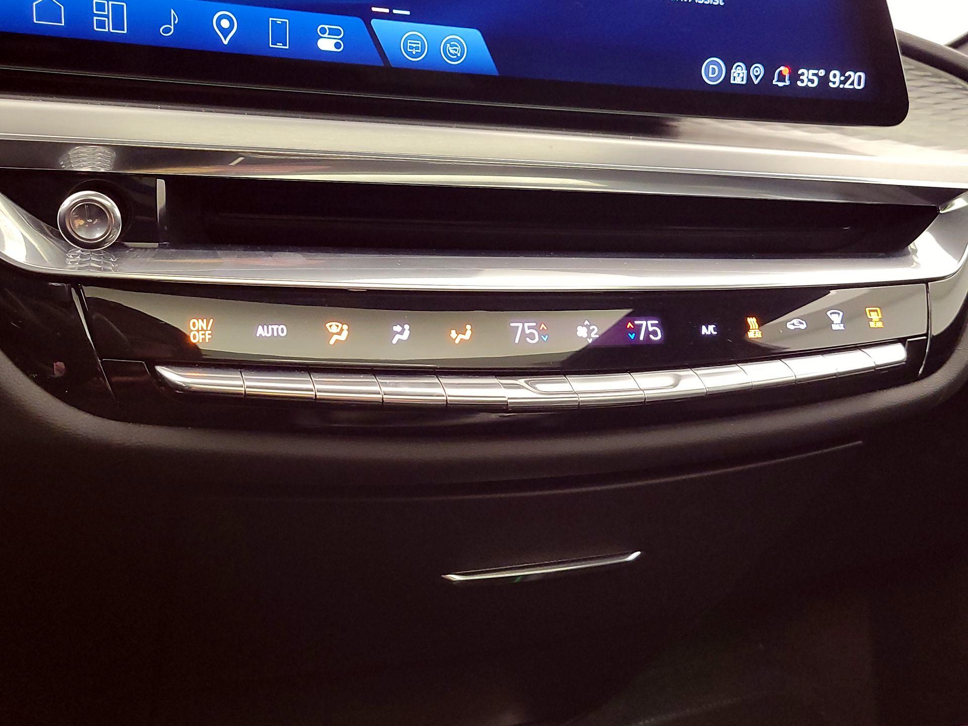 Thumbnail: 2024 Cadillac Lyriq - 16