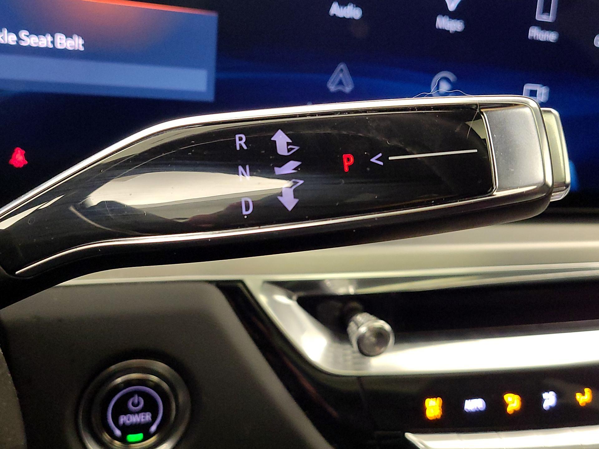 Thumbnail: 2024 Cadillac Lyriq - 17