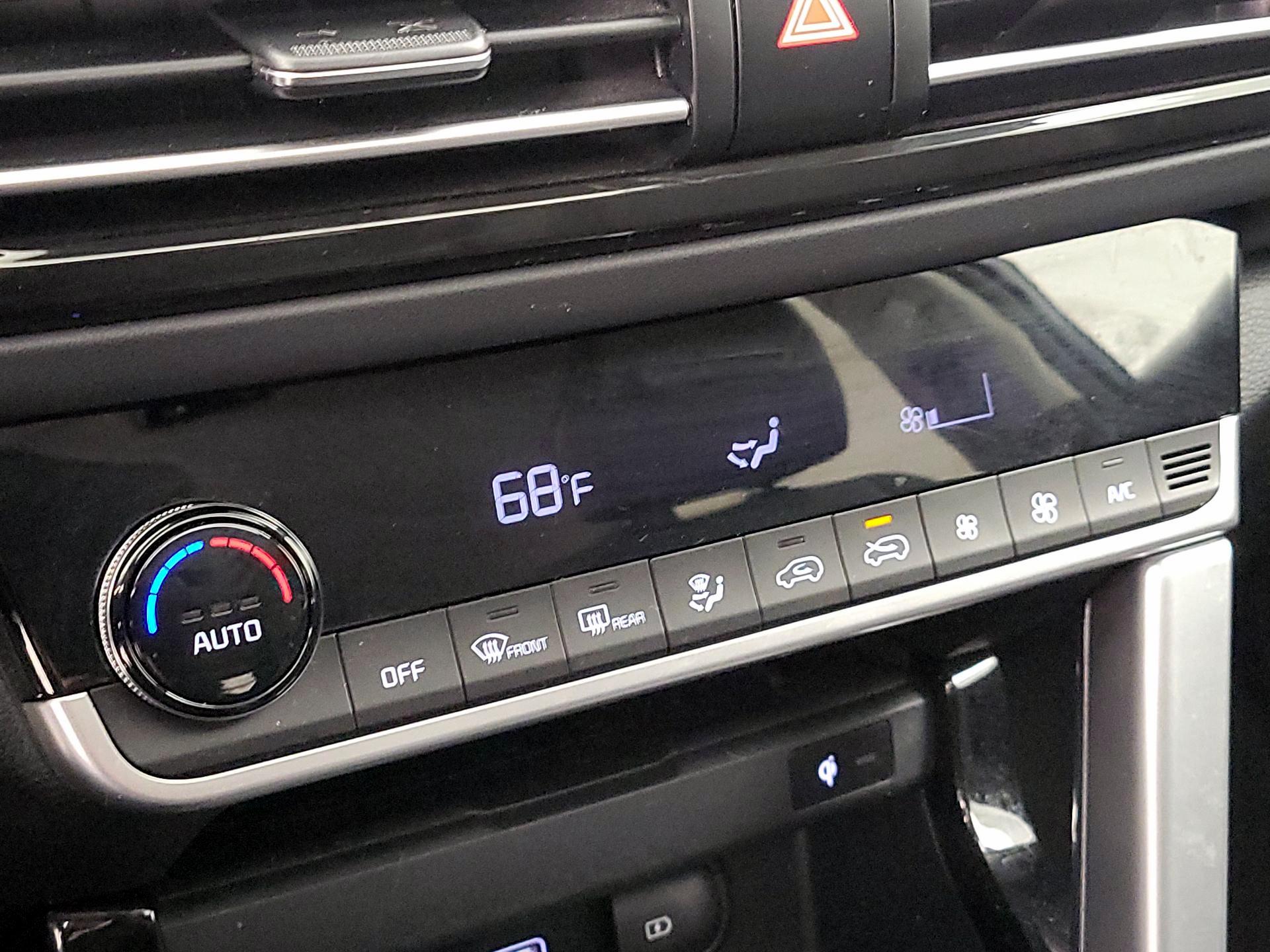 Thumbnail: 2023 Kia Seltos - 17