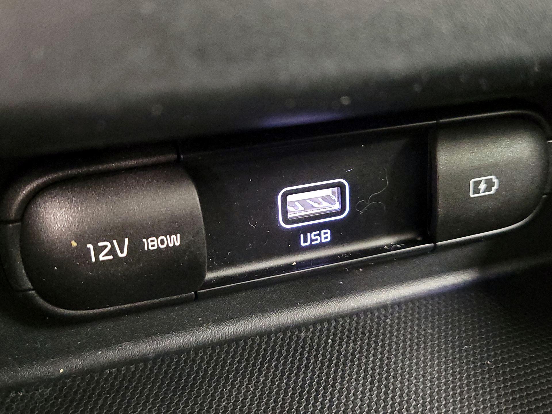 Thumbnail: 2023 Kia Seltos - 19