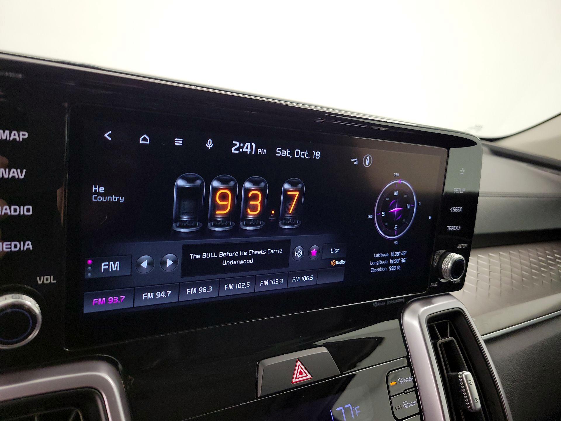 Thumbnail: 2022 Kia Sorento - 16