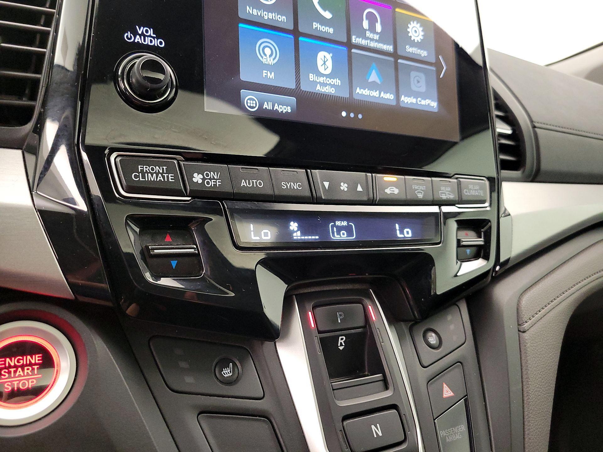 Thumbnail: 2019 Honda Odyssey - 17