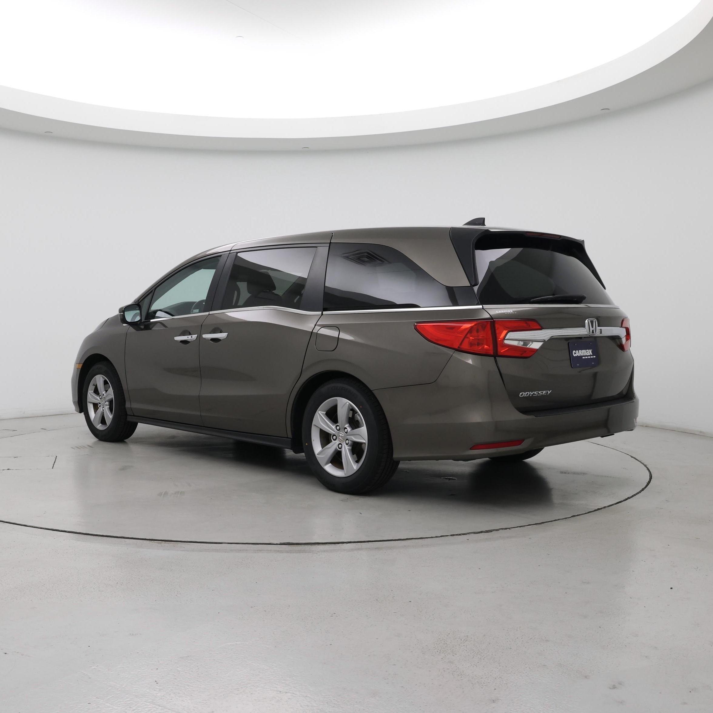 Thumbnail: 2019 Honda Odyssey - 2
