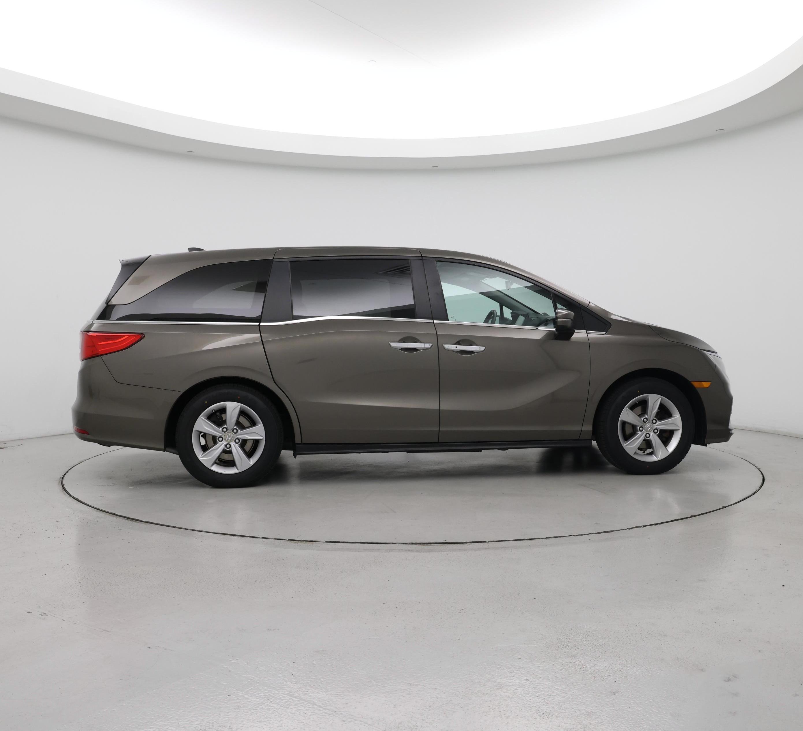 Thumbnail: 2019 Honda Odyssey - 7