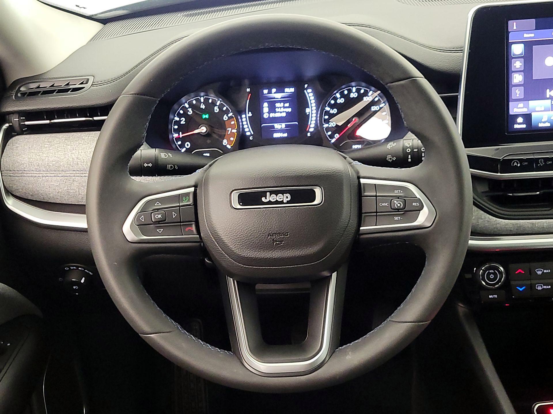 Thumbnail: 2022 Jeep Compass - 10