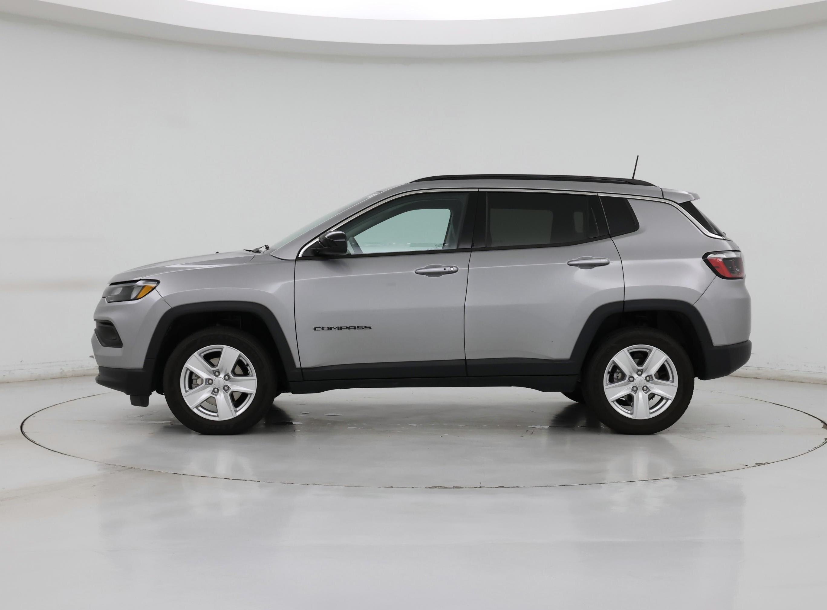 Thumbnail: 2022 Jeep Compass - 3