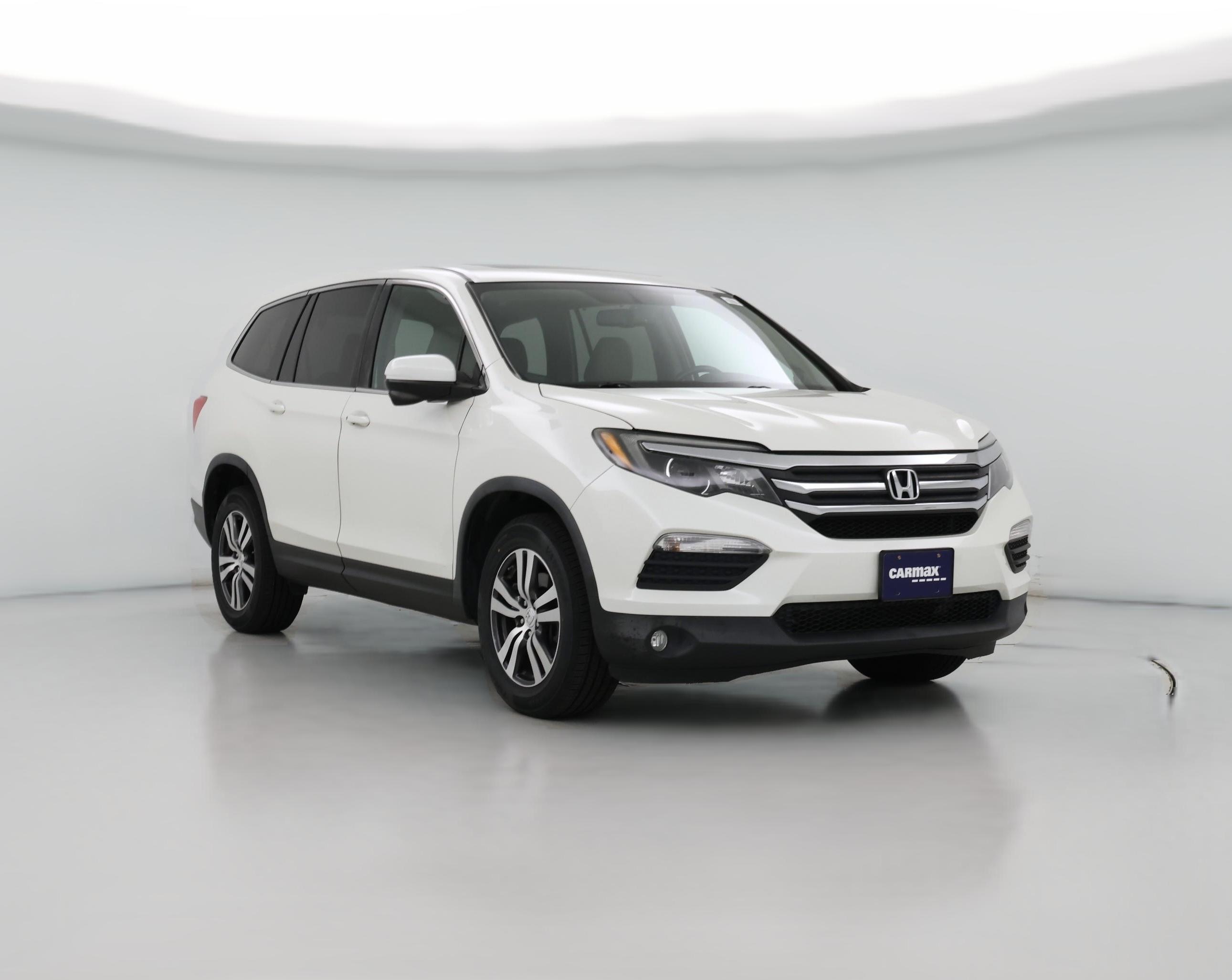 Thumbnail: 2017 Honda Pilot - 1