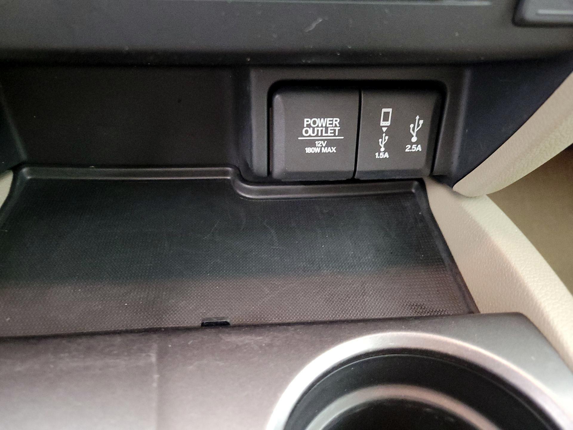Thumbnail: 2017 Honda Pilot - 18