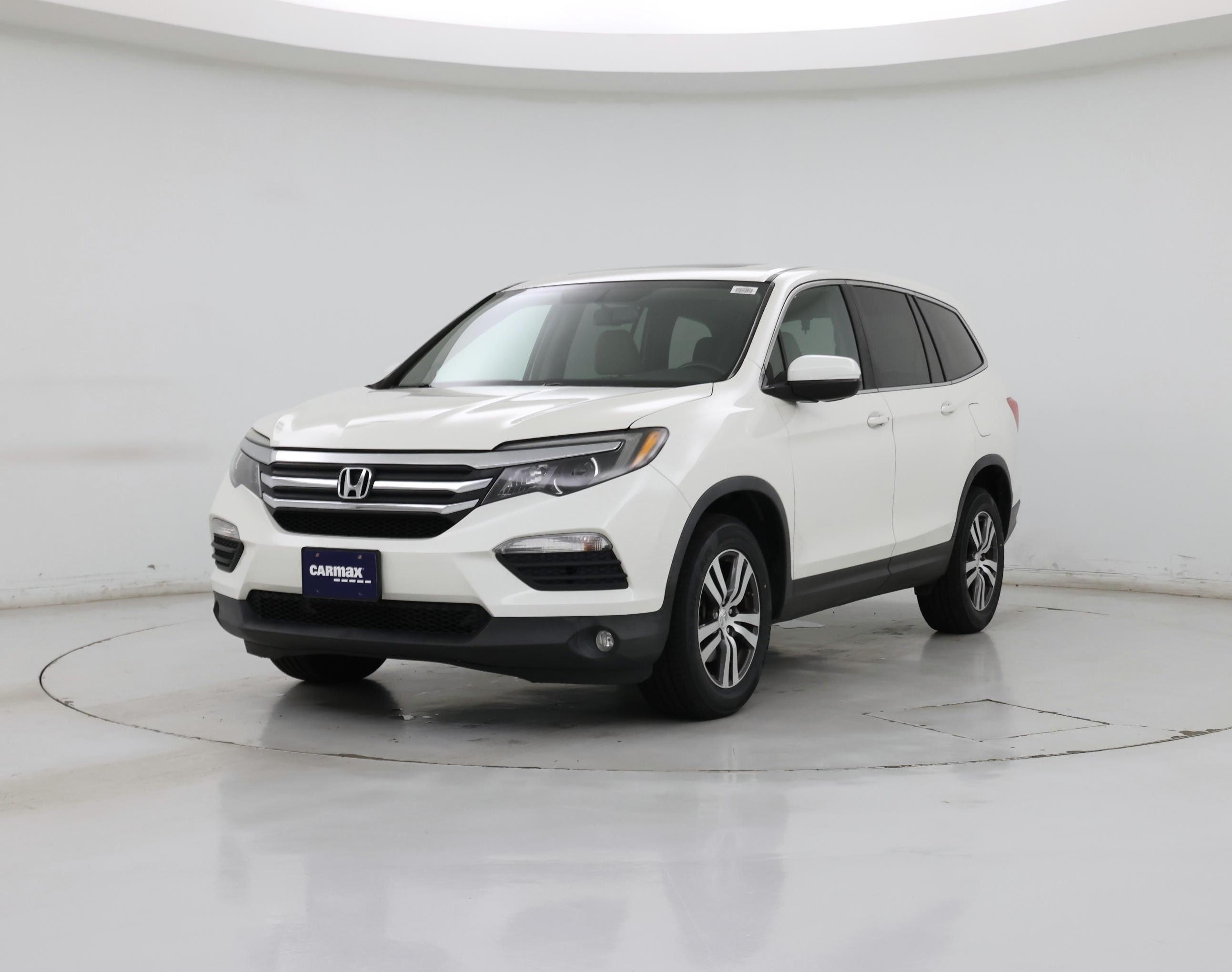 Thumbnail: 2017 Honda Pilot - 4
