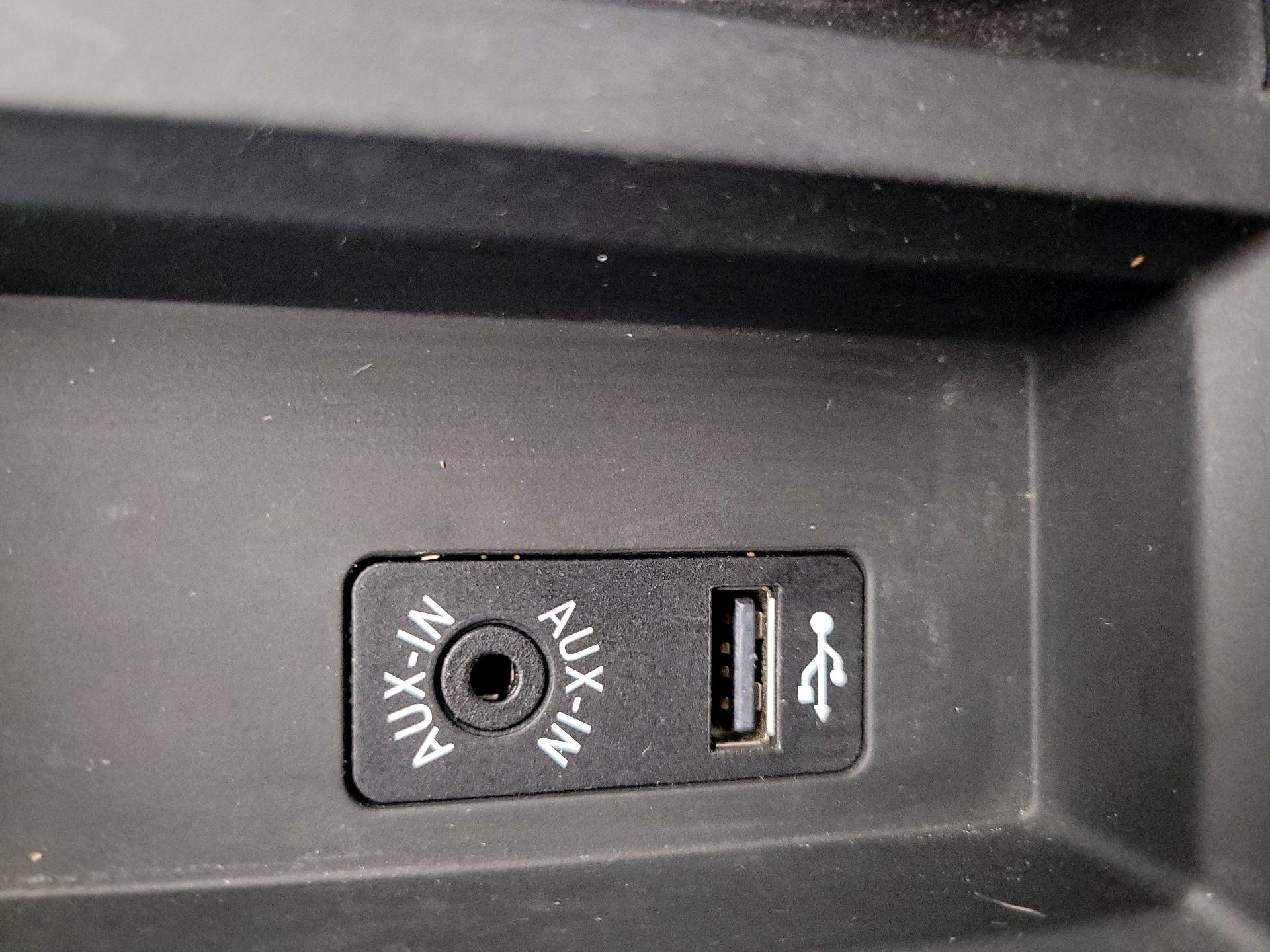 Thumbnail: 2015 BMW M4 - 18