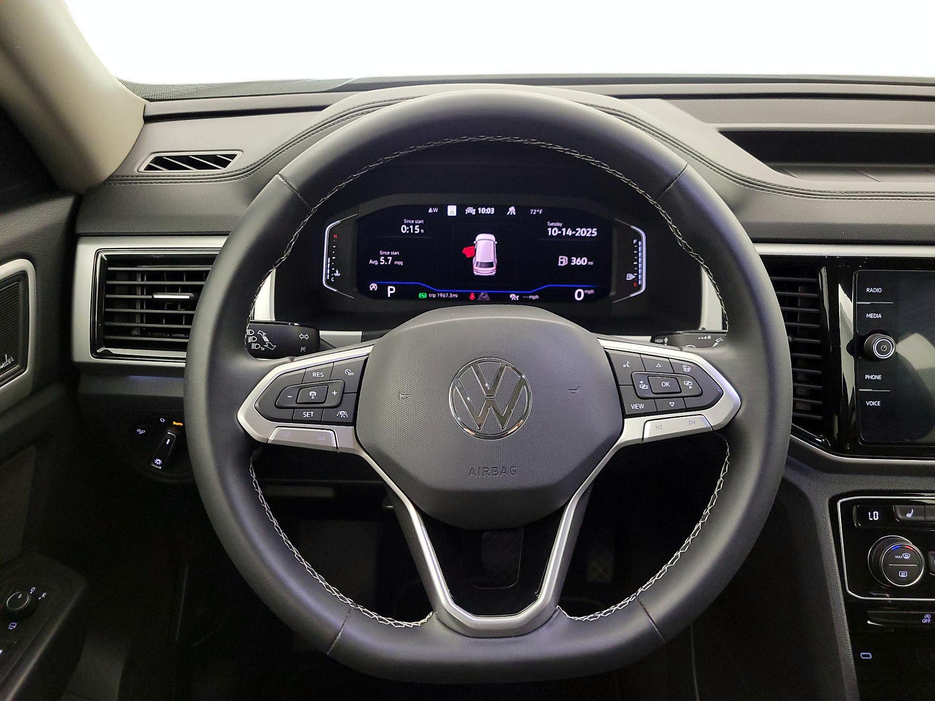 Thumbnail: 2021 Volkswagen Atlas - 10