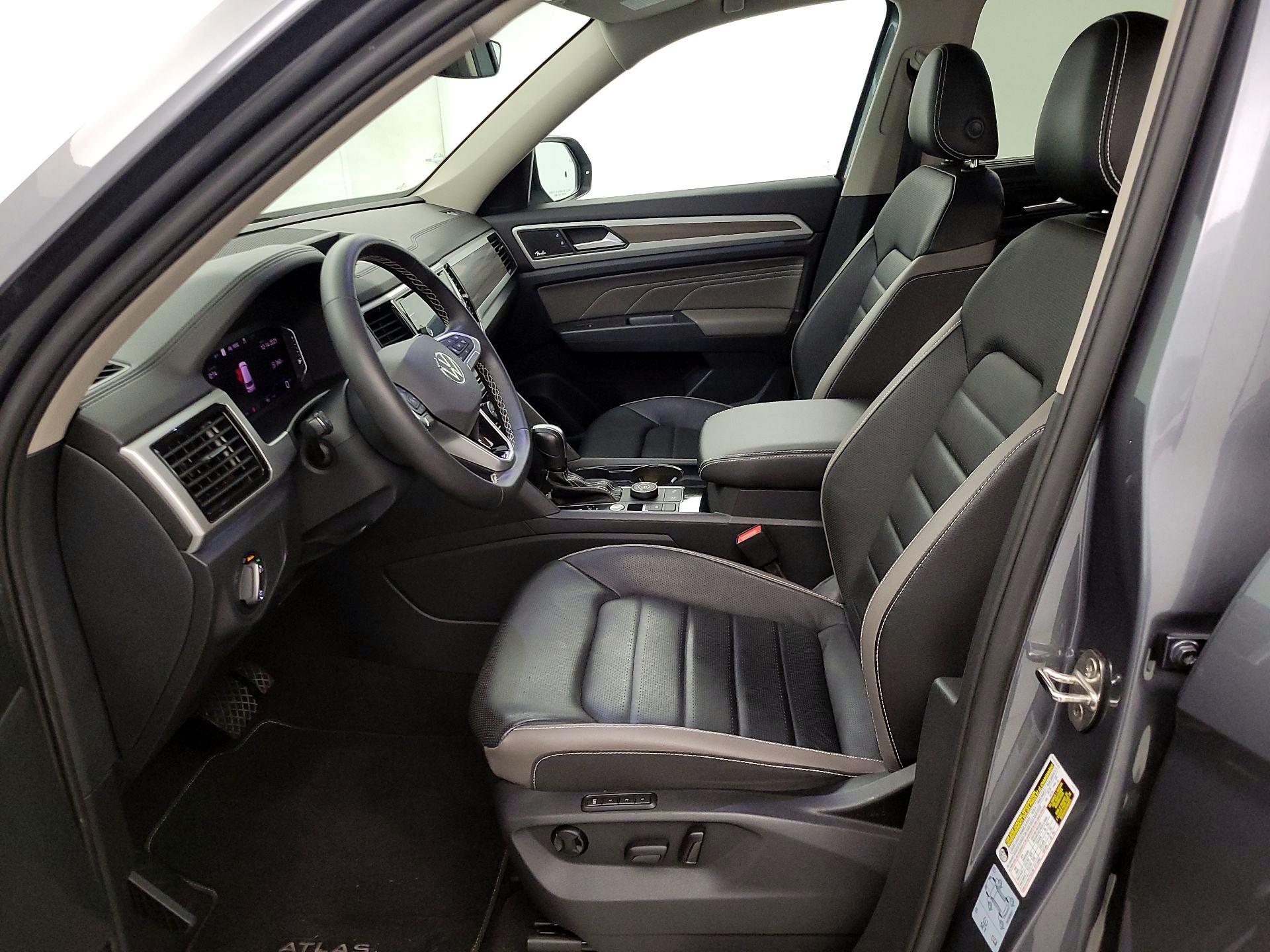 Thumbnail: 2021 Volkswagen Atlas - 11
