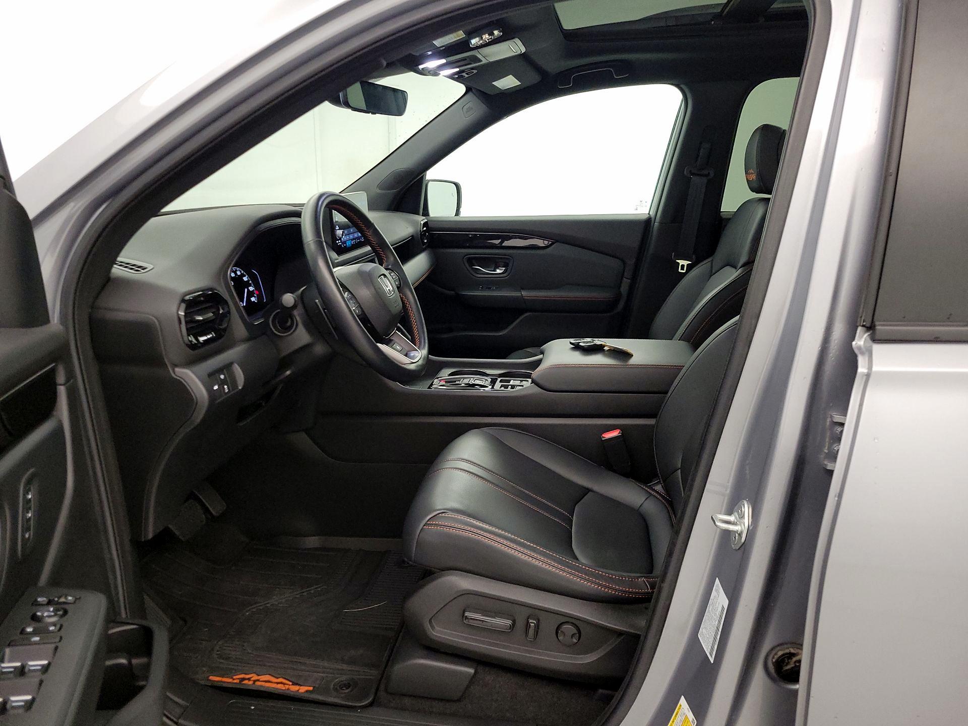 Thumbnail: 2023 Honda Pilot - 11