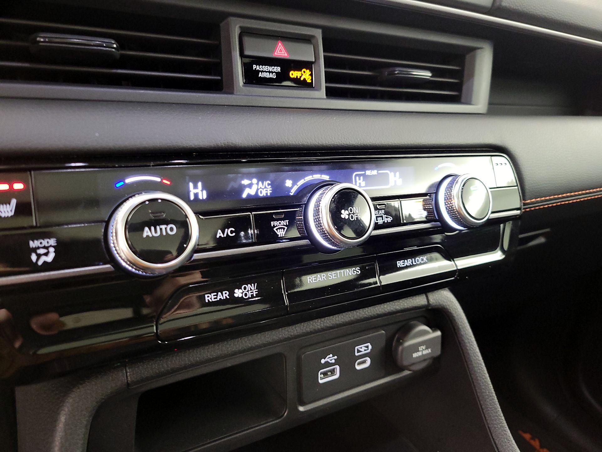 Thumbnail: 2023 Honda Pilot - 16