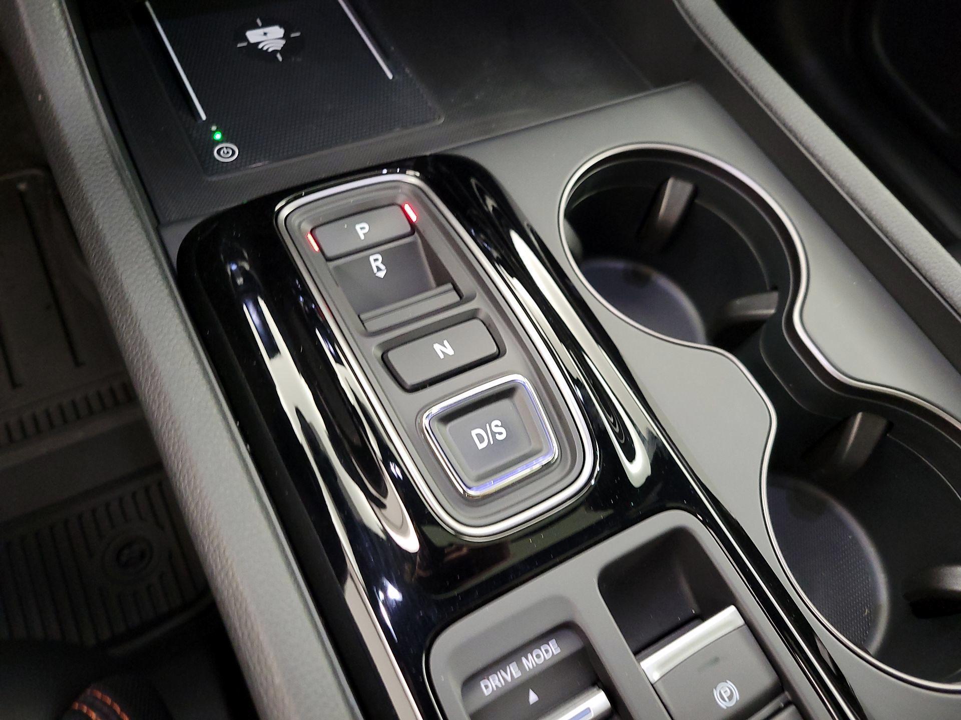 Thumbnail: 2023 Honda Pilot - 17